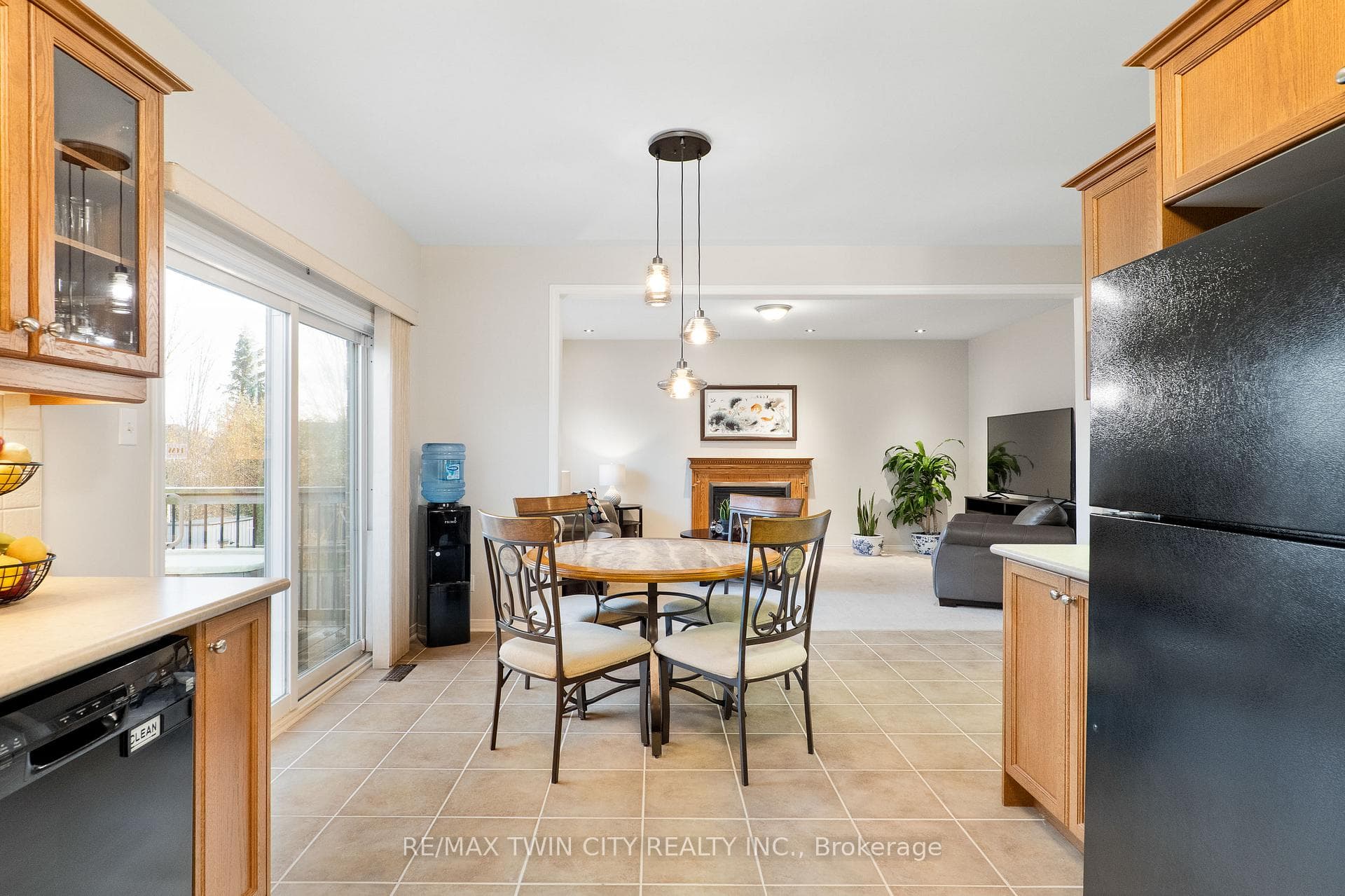224 Ridgemere Court photo 23