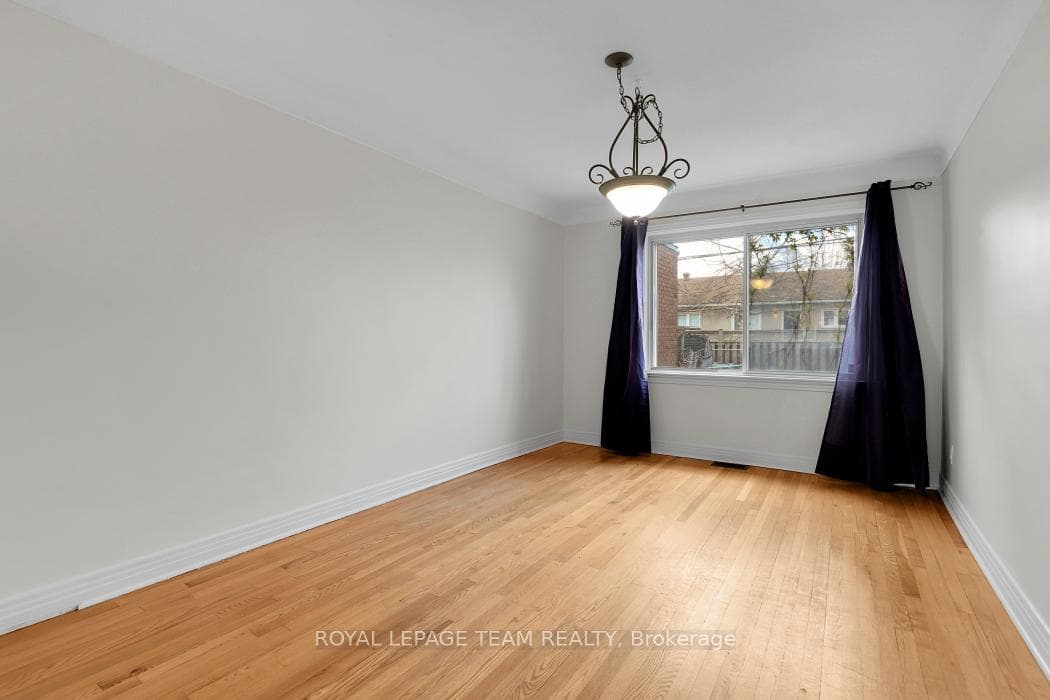 1104 Apolydor Avenue photo 9