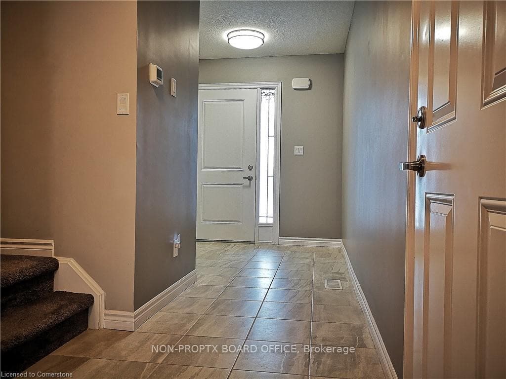 3315 Strawberry Walk photo 4