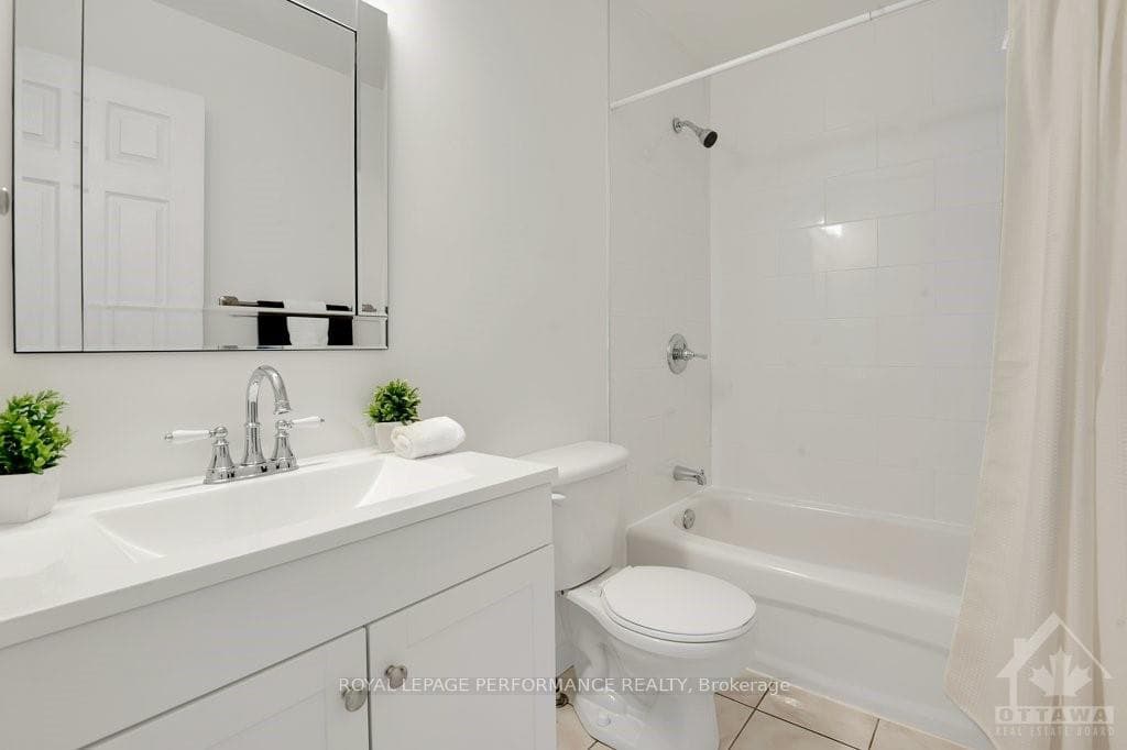 117 DUNTROON Circle photo 18