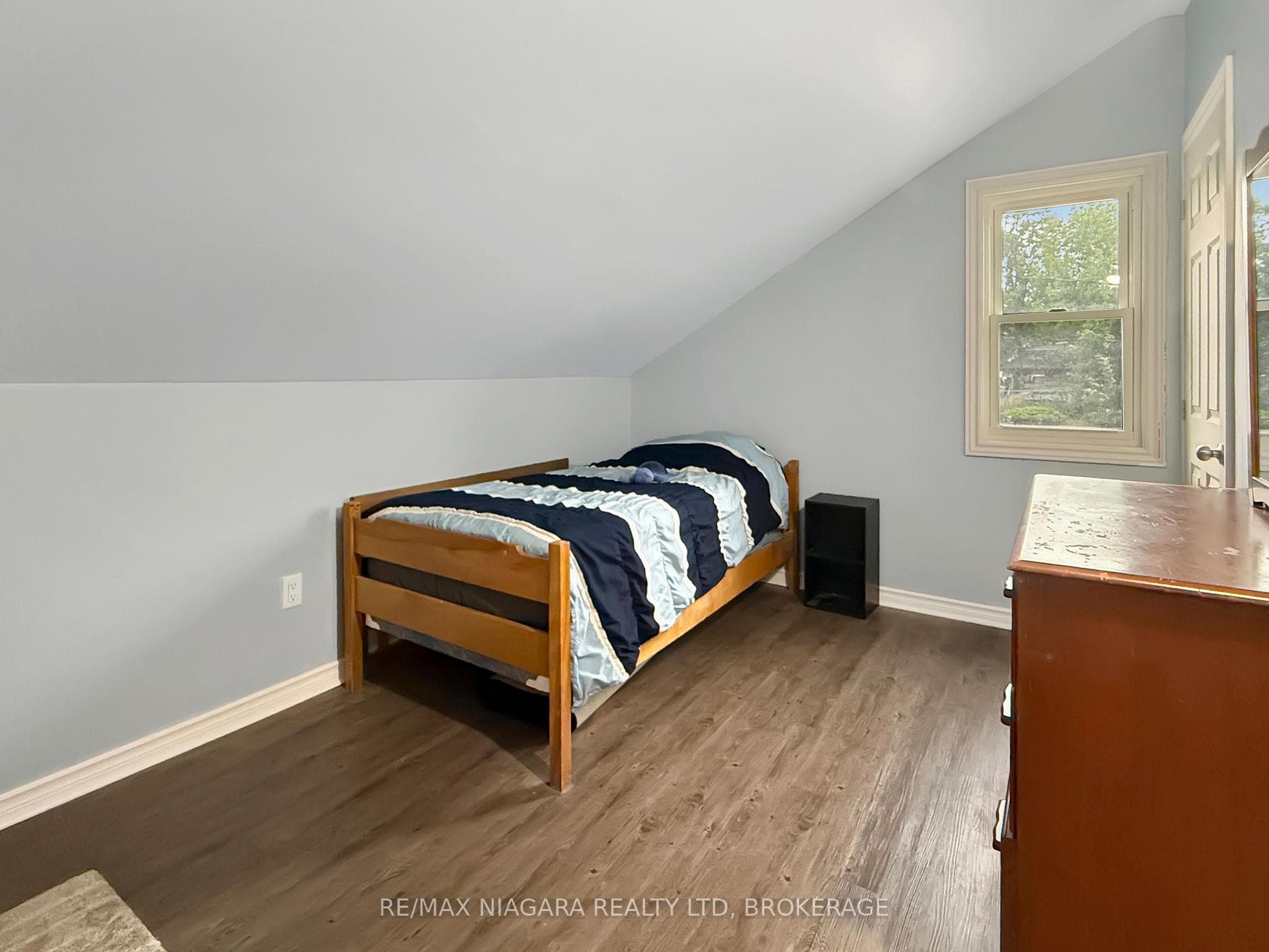 222 Ridgeway Road photo 20