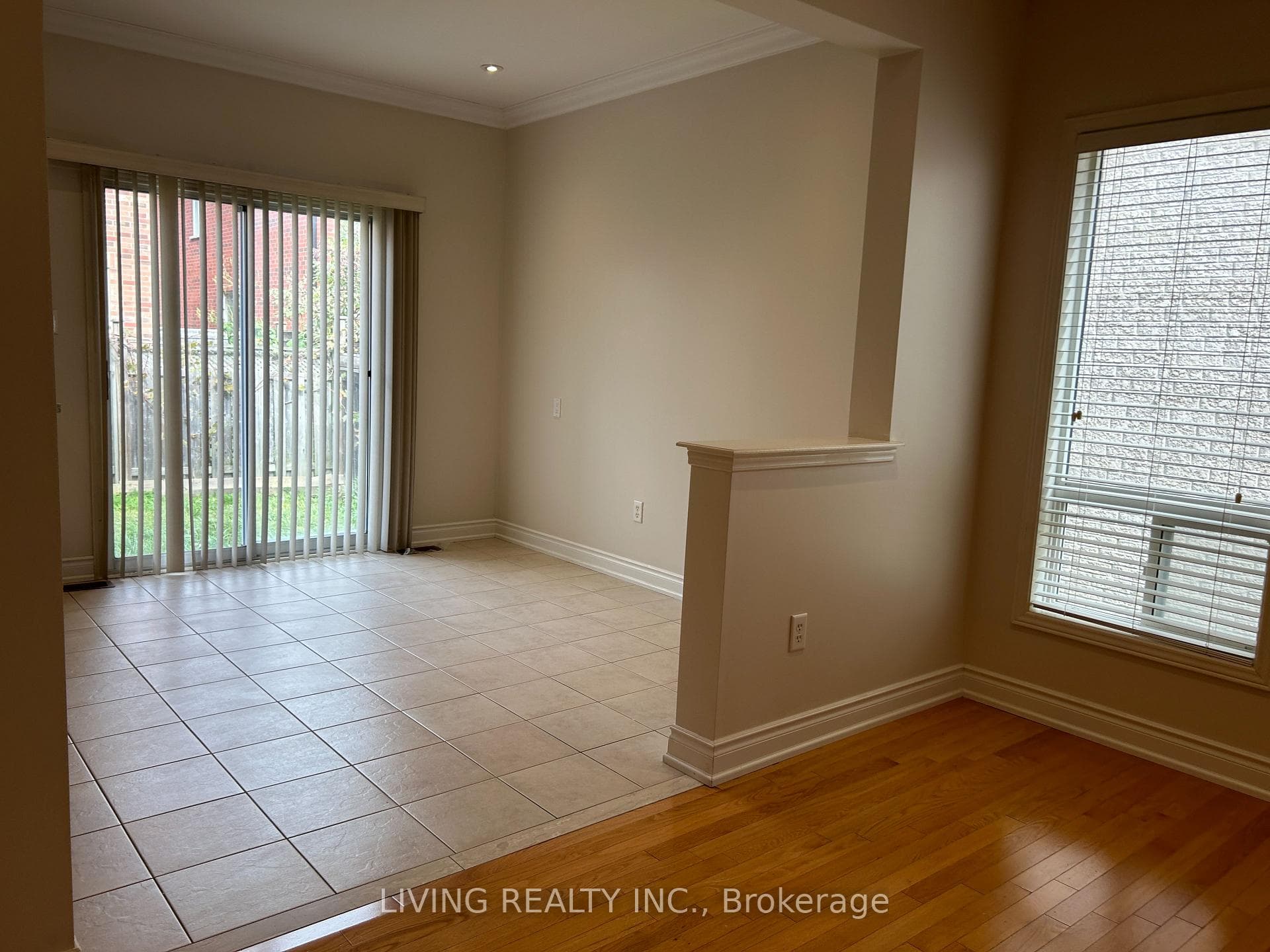 52 Martell Gate photo 13
