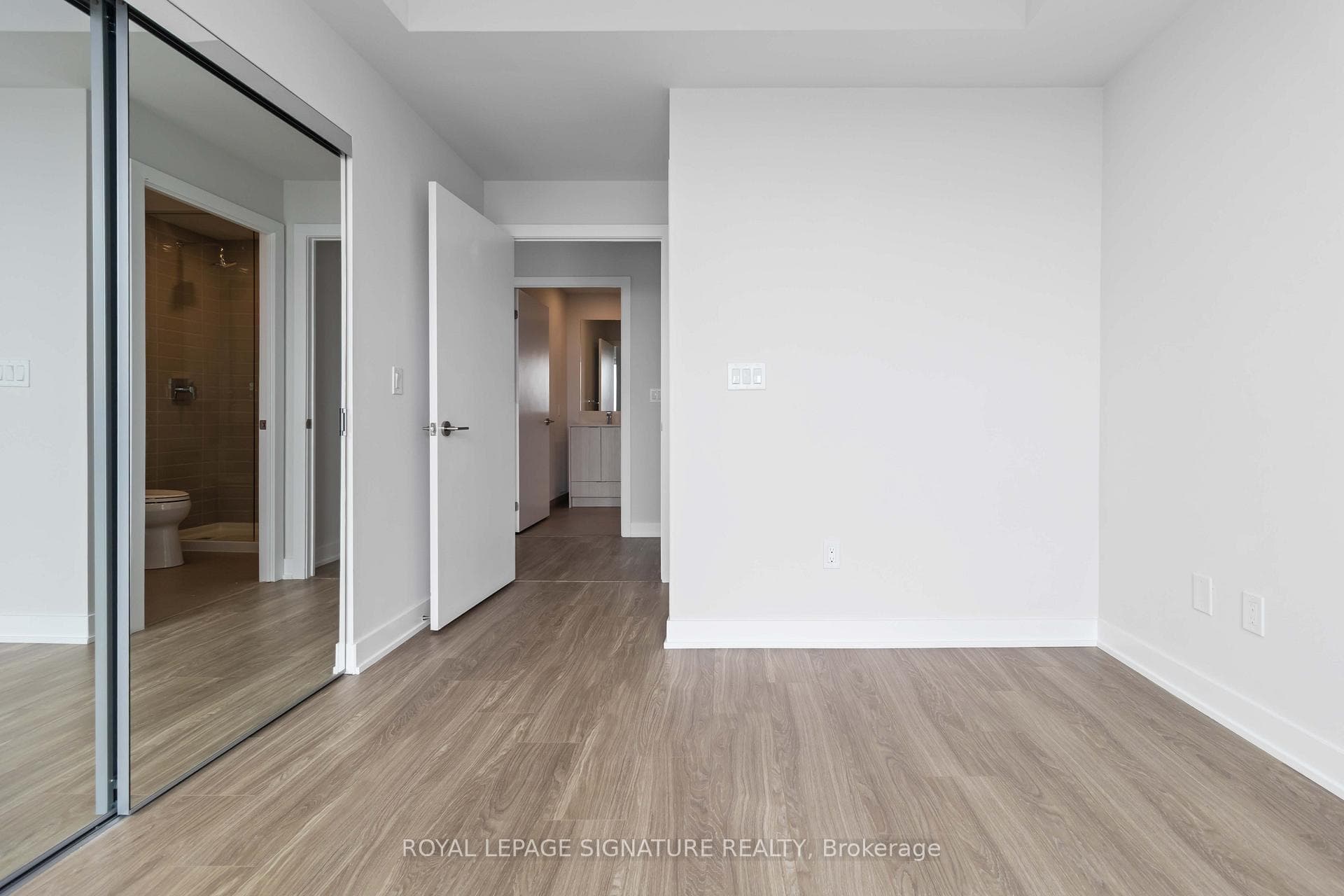 430 Square One Drive Unit 3107 photo 27