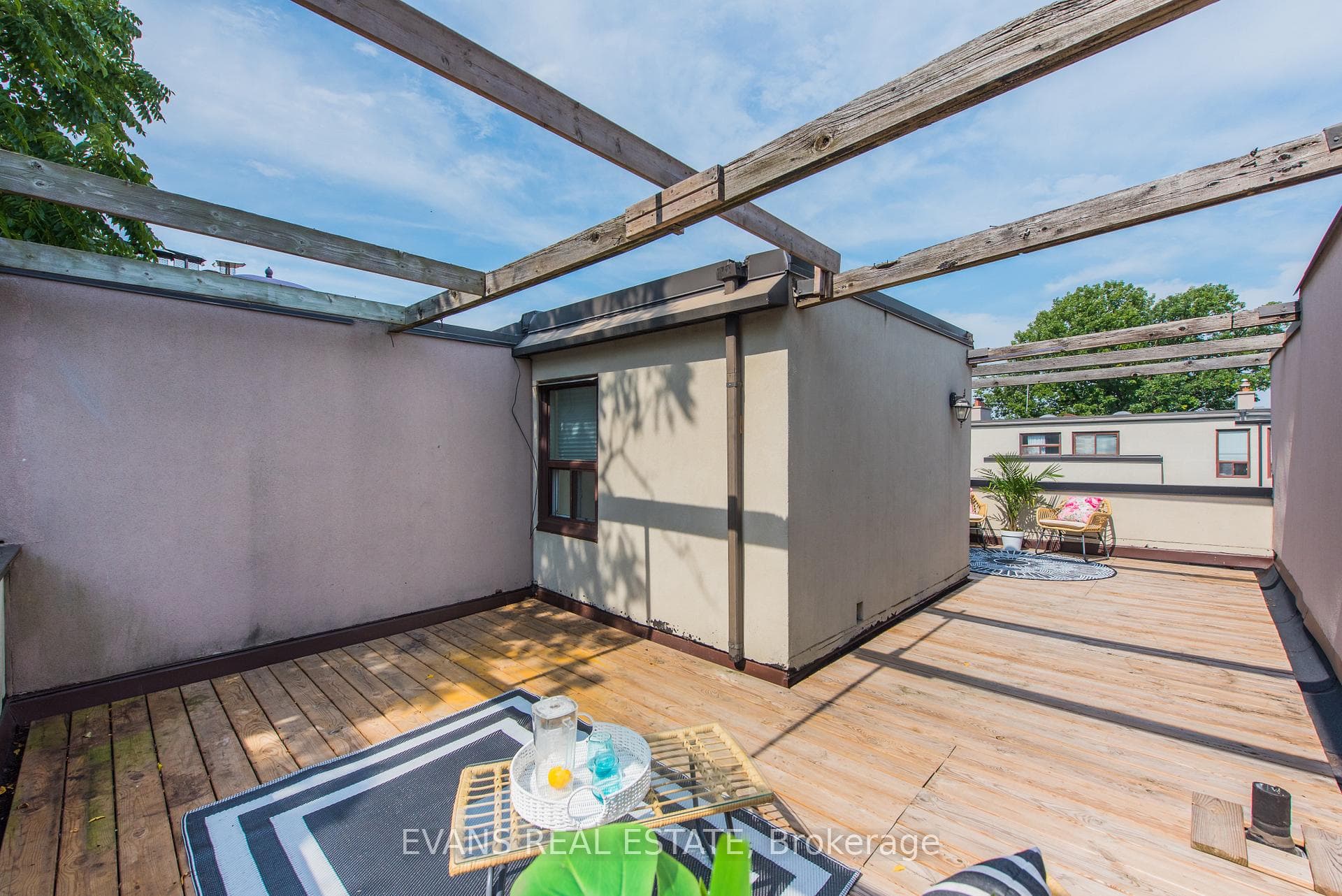 19 - 24 Reid Dr