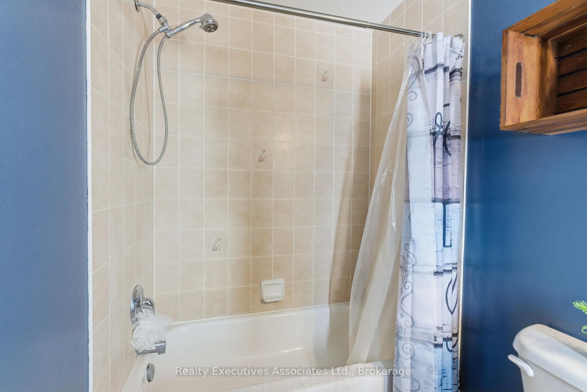 71 Truax Street photo 28
