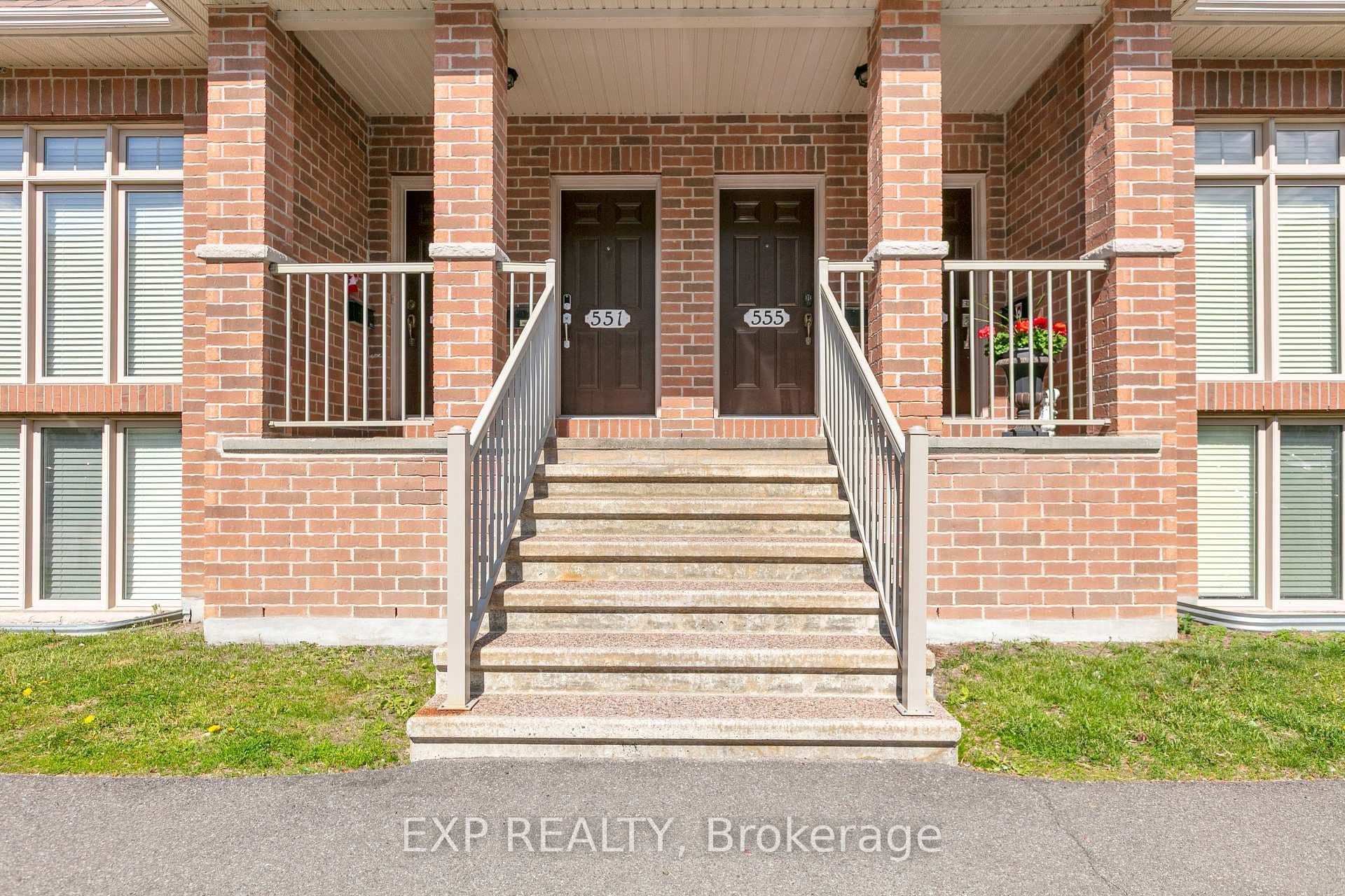 555 REARDON Private photo 2