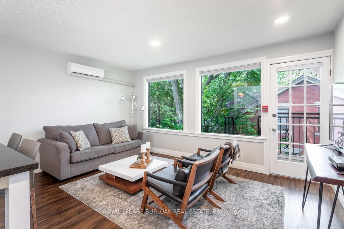 432 BURLINGTON Avenue Unit 6 photo 4