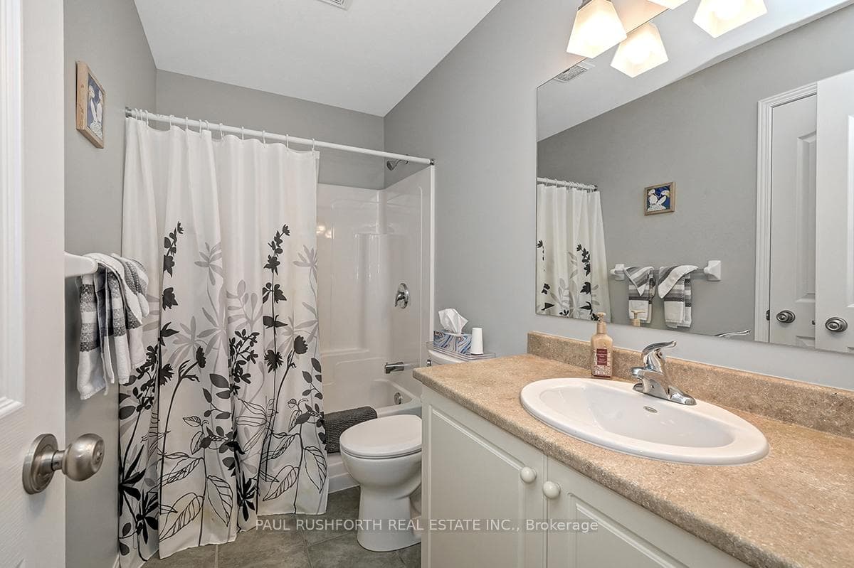 654 Kilbirnie Drive photo 20