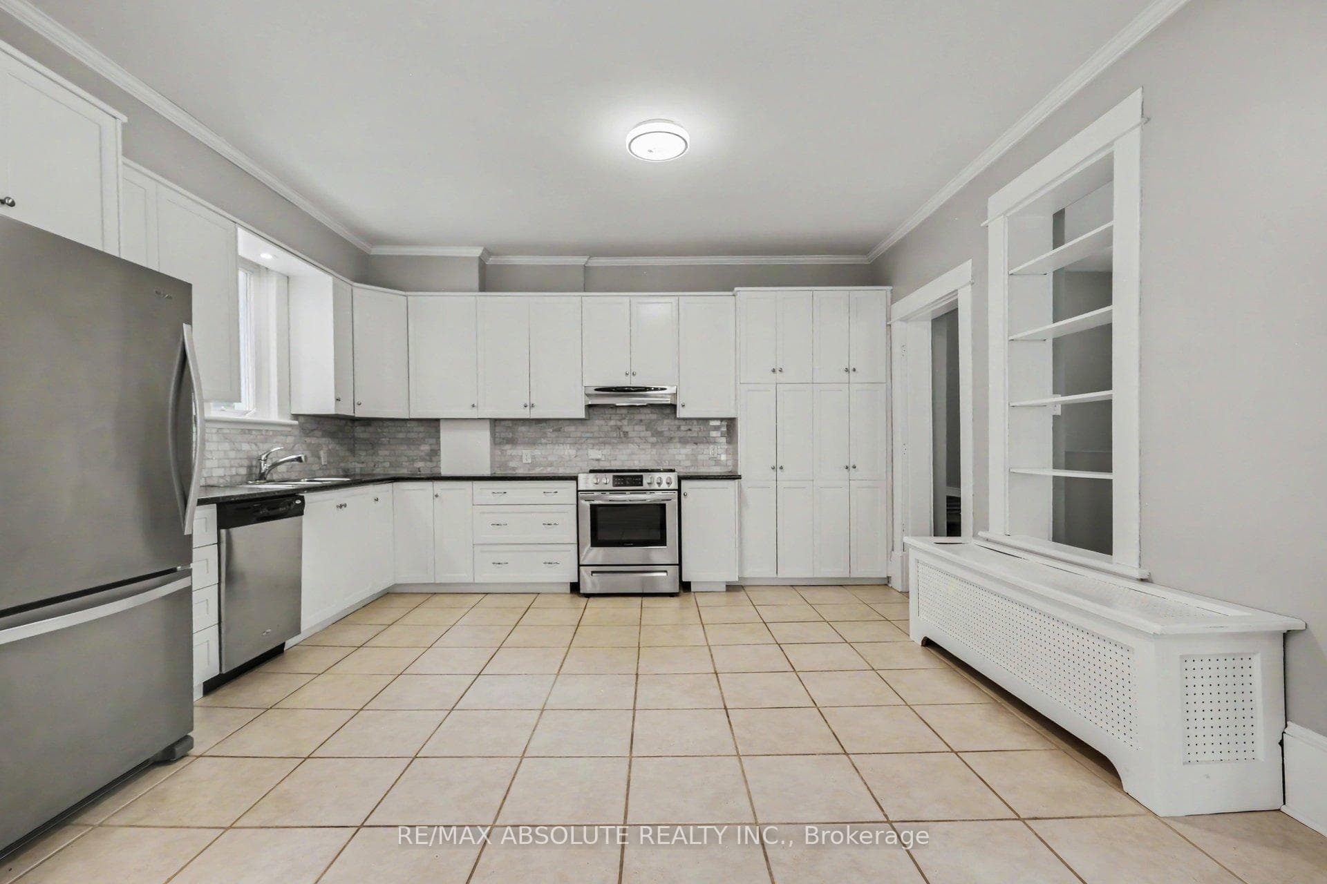 16 Glen Avenue photo 13
