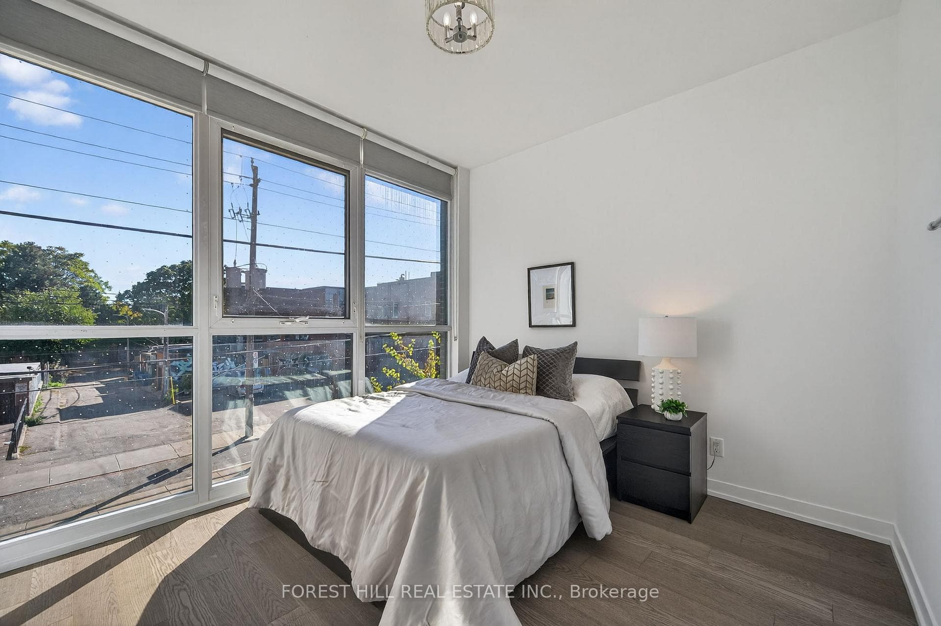 38 Howard Park Avenue Unit 156 photo 28