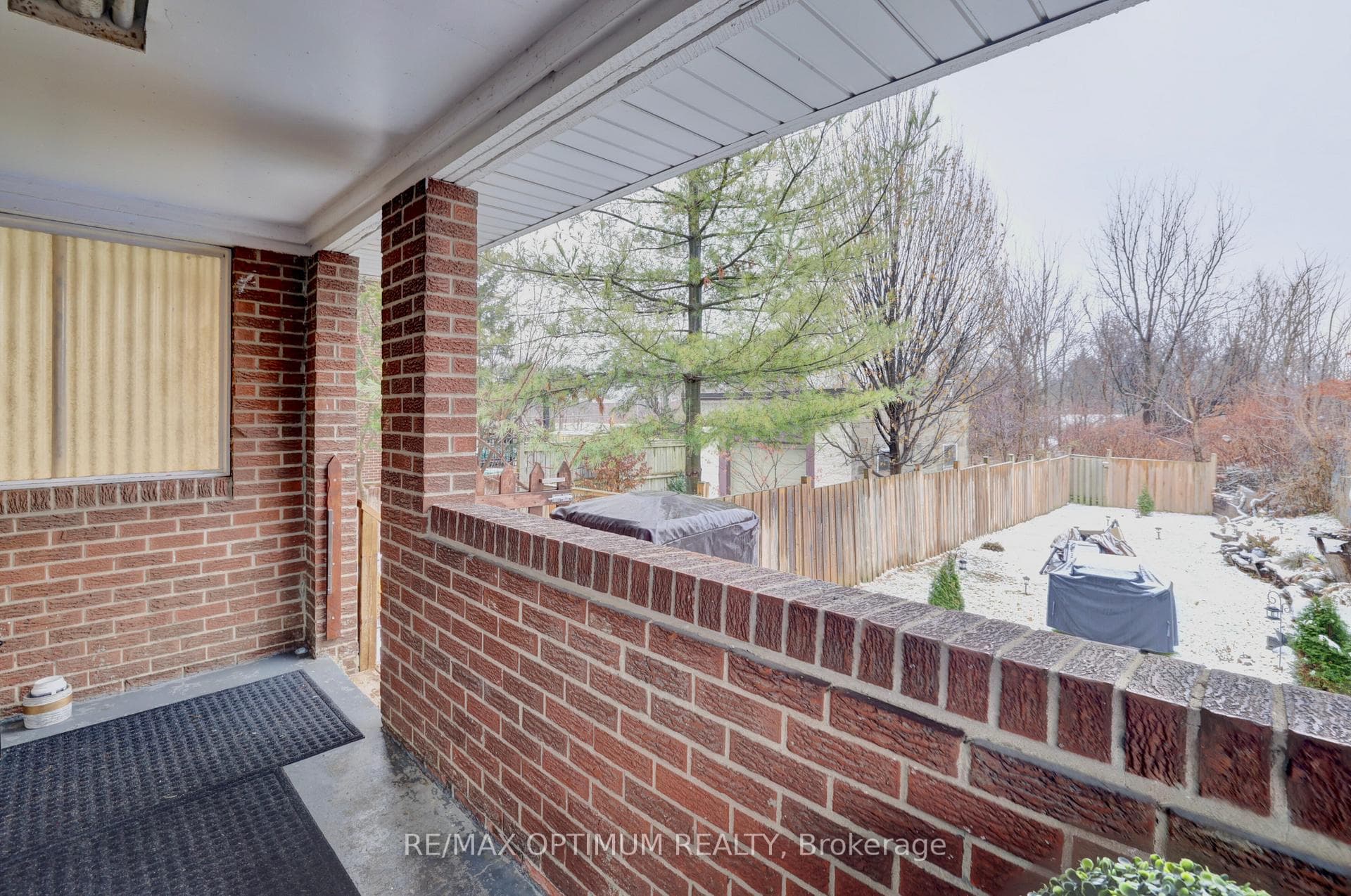 1106 Haig Boulevard photo 39