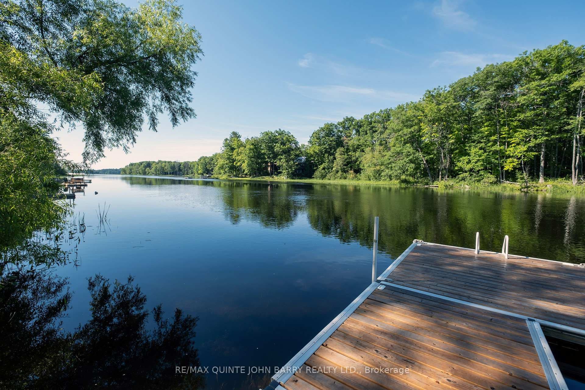 881 Bowen Road photo 33