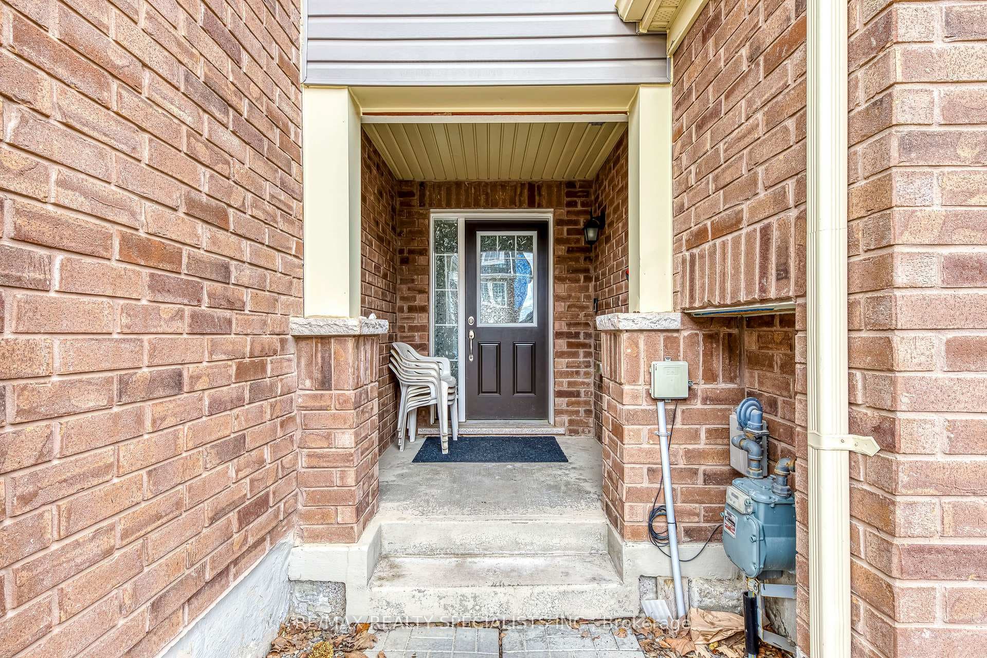 67 Metro Crescent photo 3
