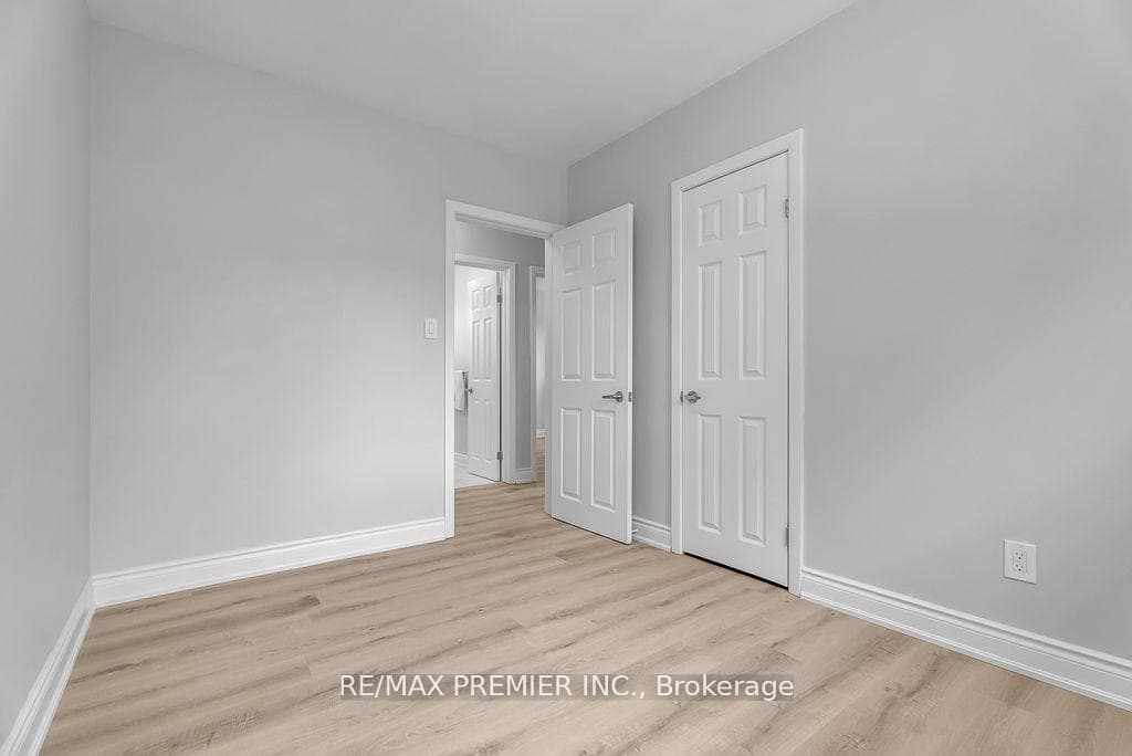 47 Aurora Heights Drive photo 22