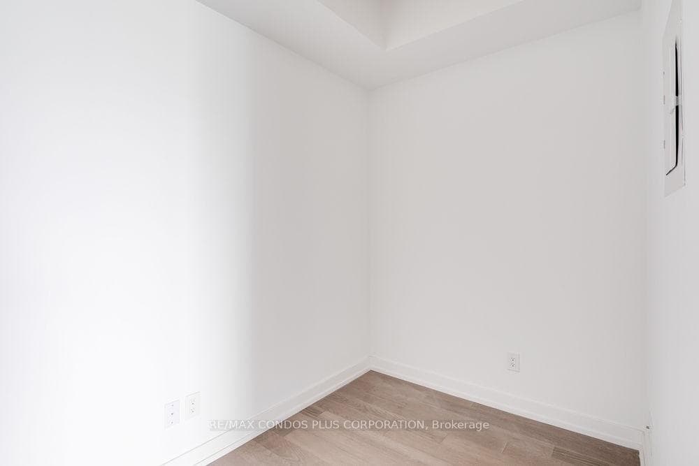 161 Roehampton Avenue Unit 3512 photo 8