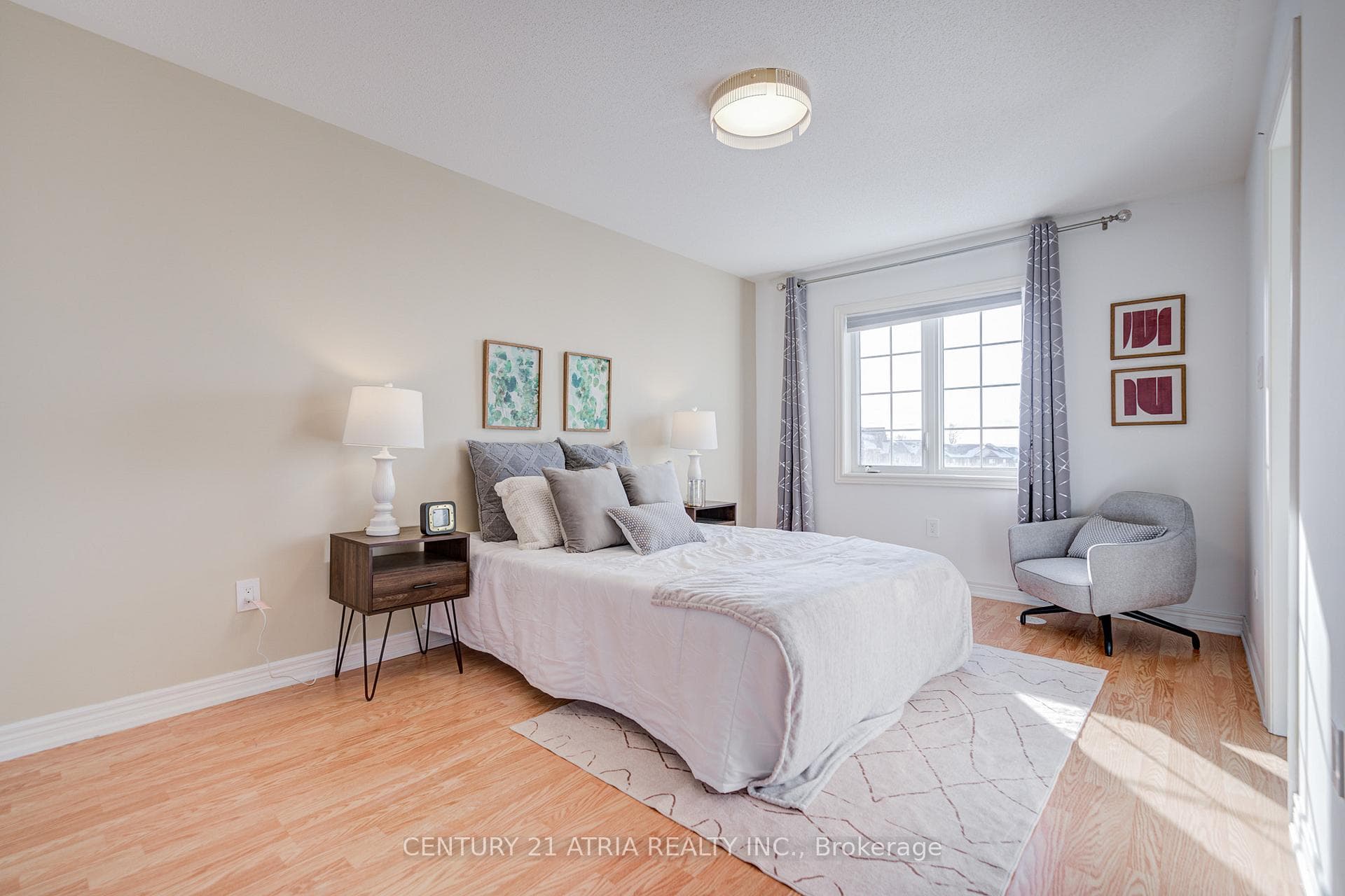 42 Roy Grove Way photo 29