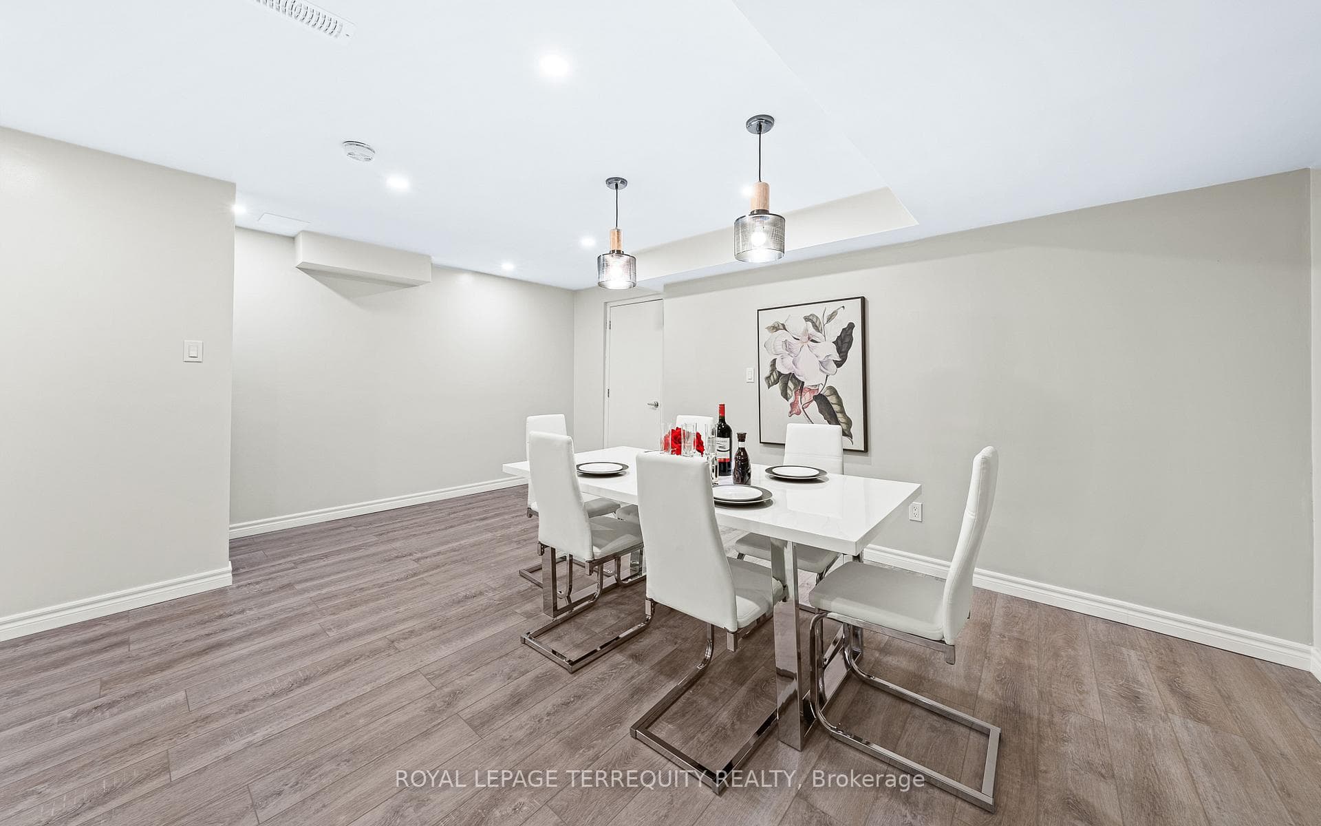 340 Williamson Road photo 31