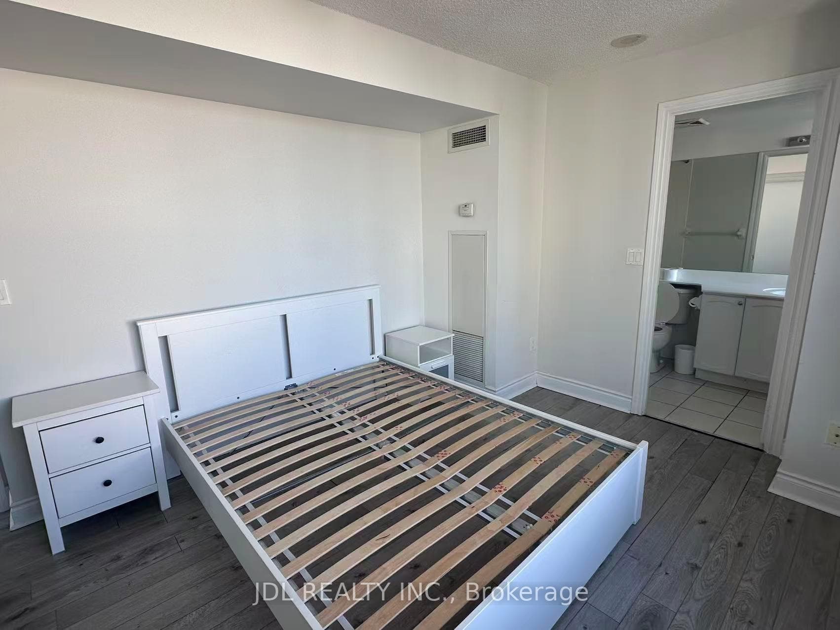 60 Brian Harrison Way Unit 1909 photo 15