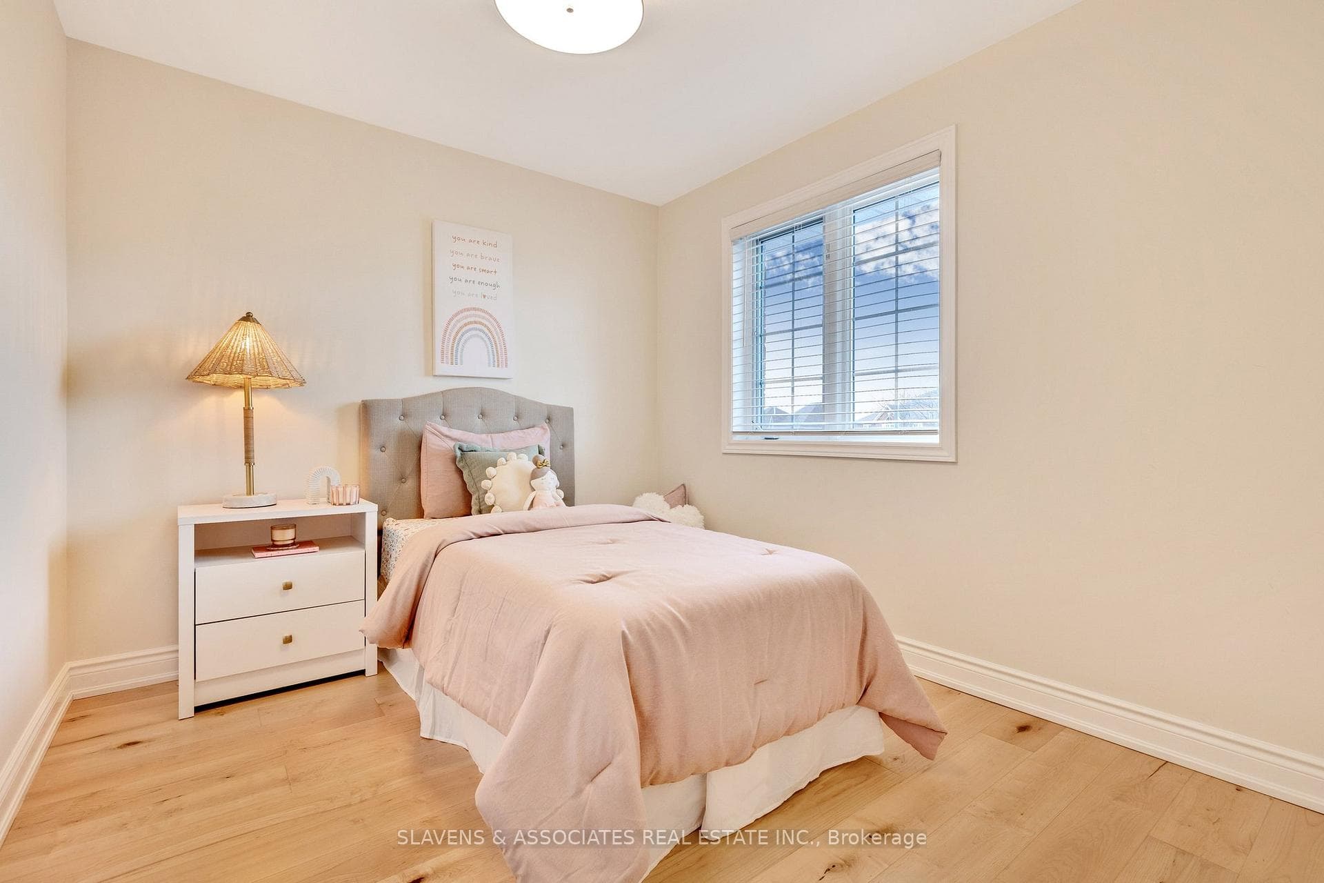 104 Kingsridge Road photo 23