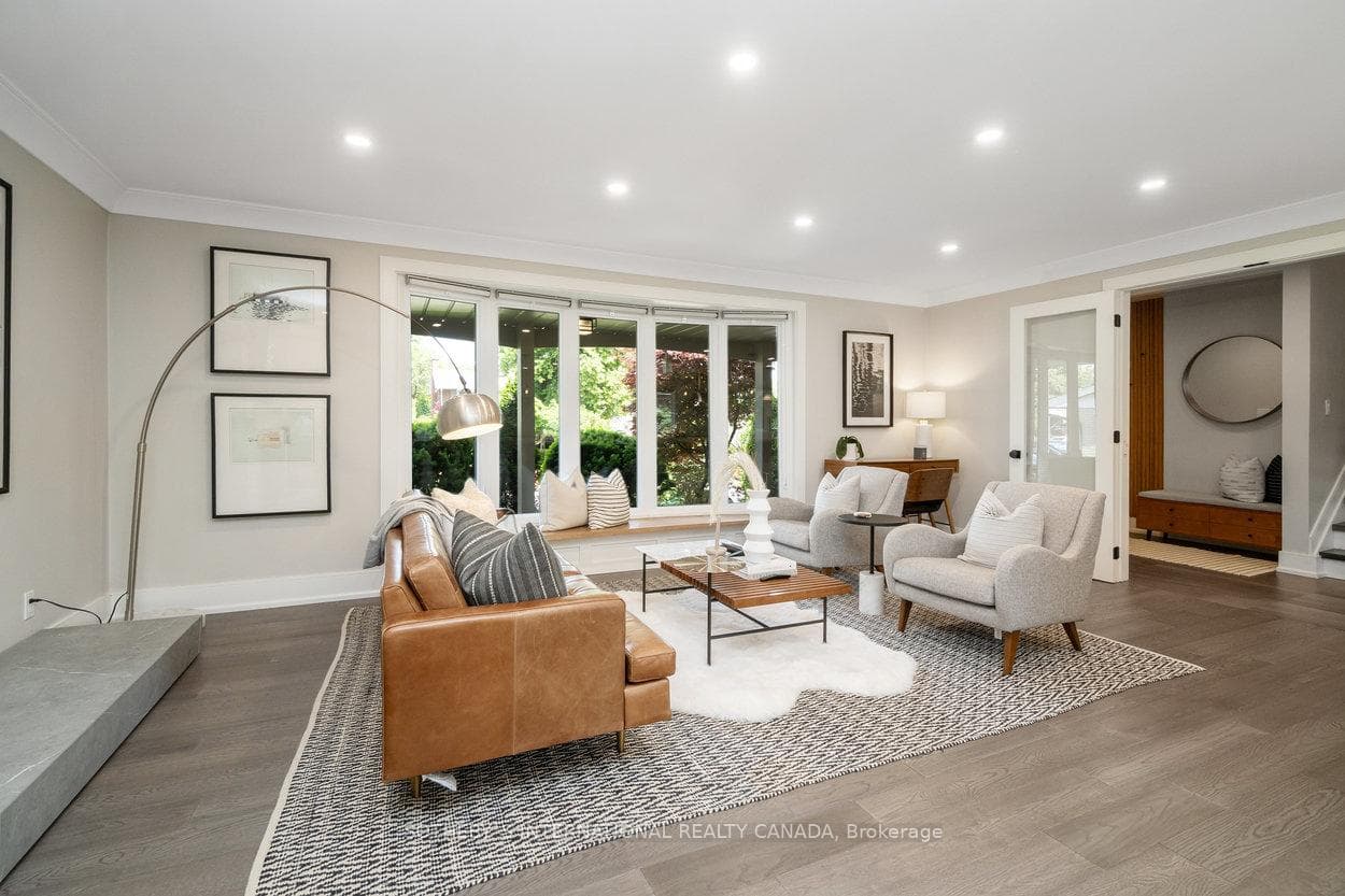 16 Conifer Drive photo 10
