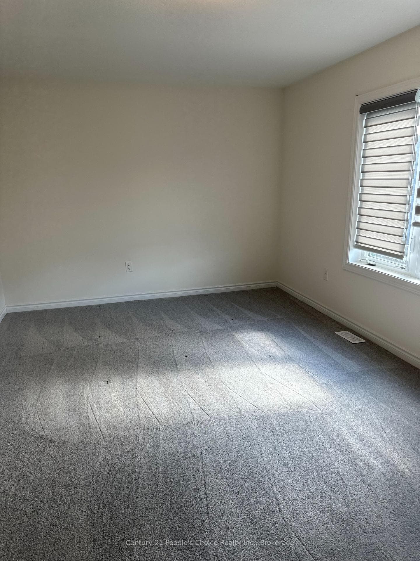 19 Tooker Drive photo 34