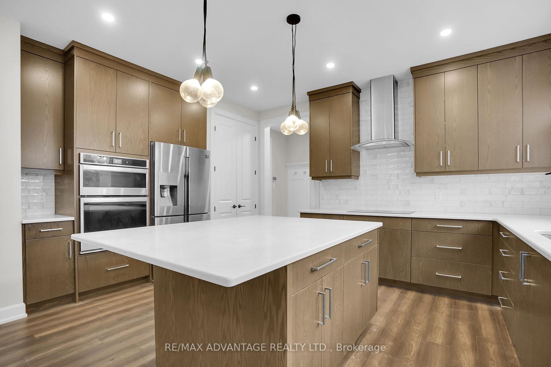 6416 Old Garrison Boulevard photo 12