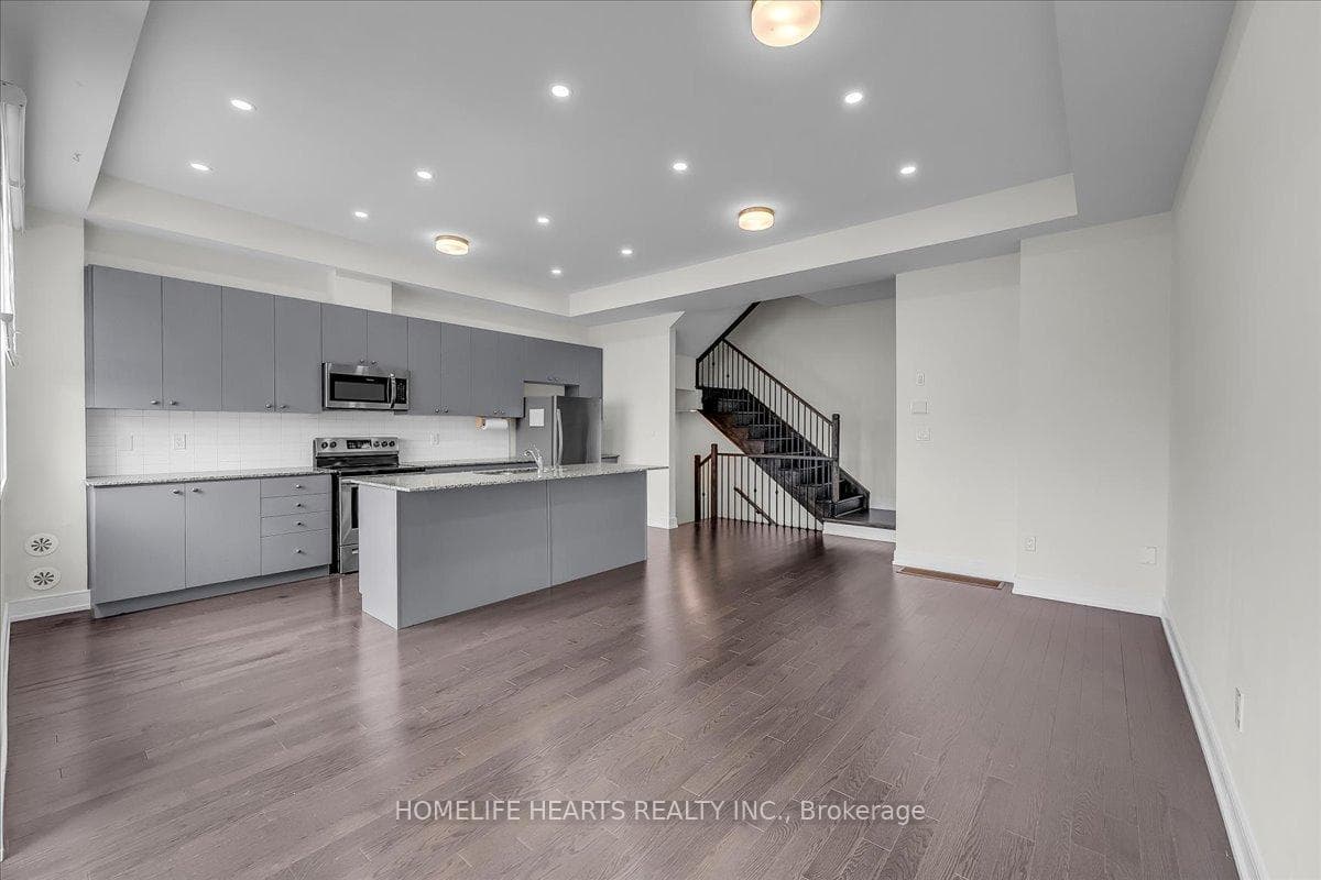 1389 Clarriage Court photo 15