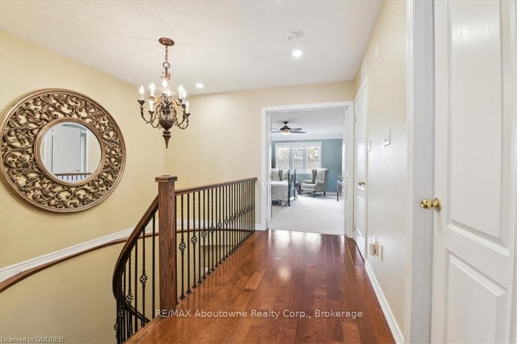 2254 ROCKINGHAM Drive Unit 7 photo 19