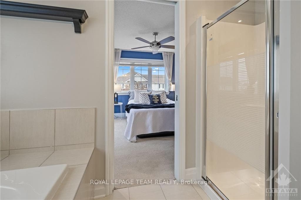 100 URBANCREST photo 18