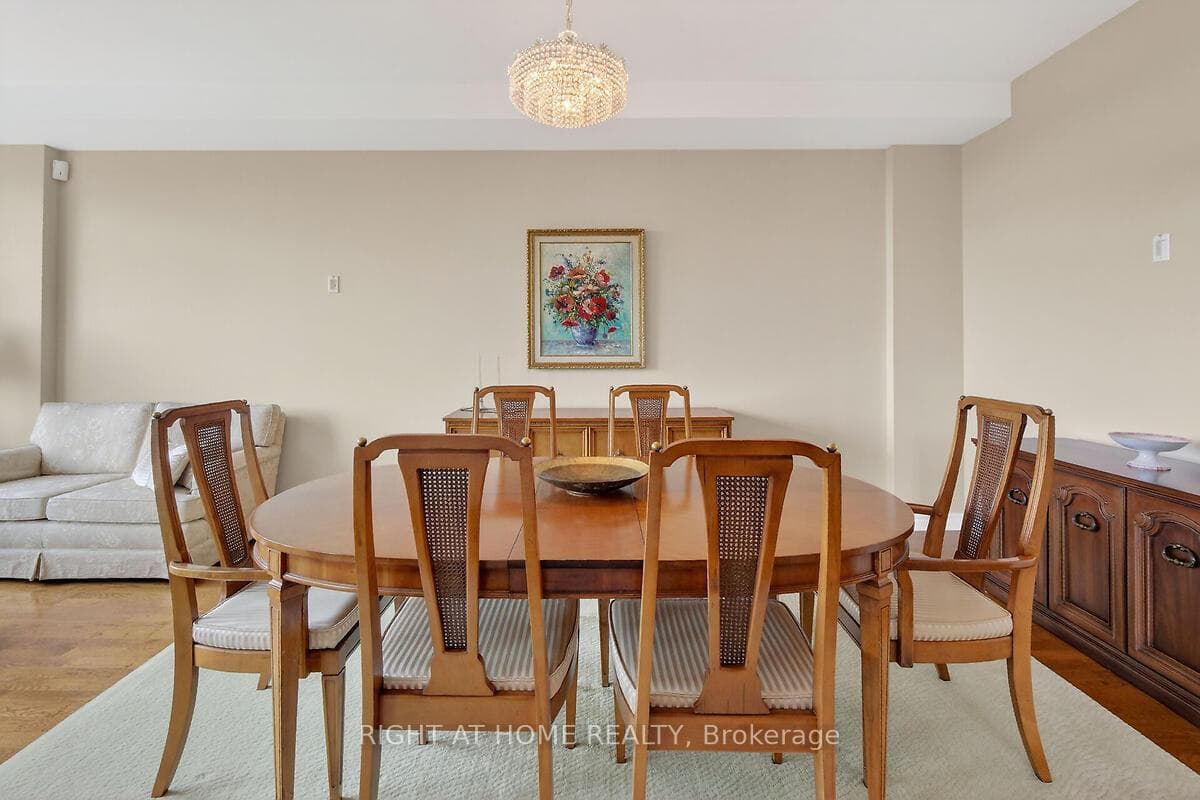 136 Darlington Private Unit 307 photo 15