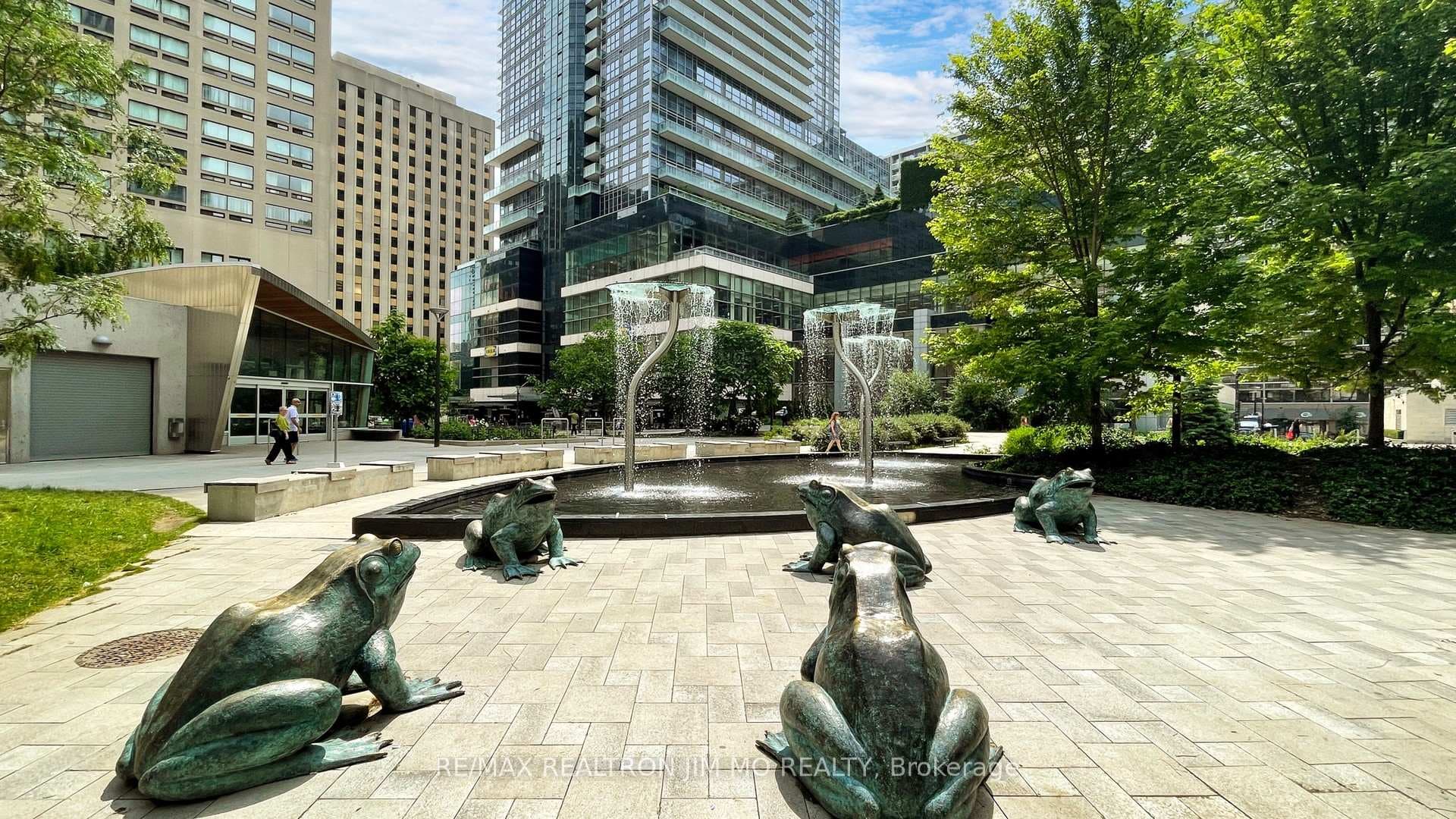 386 Yonge Street Unit 2508 photo 46