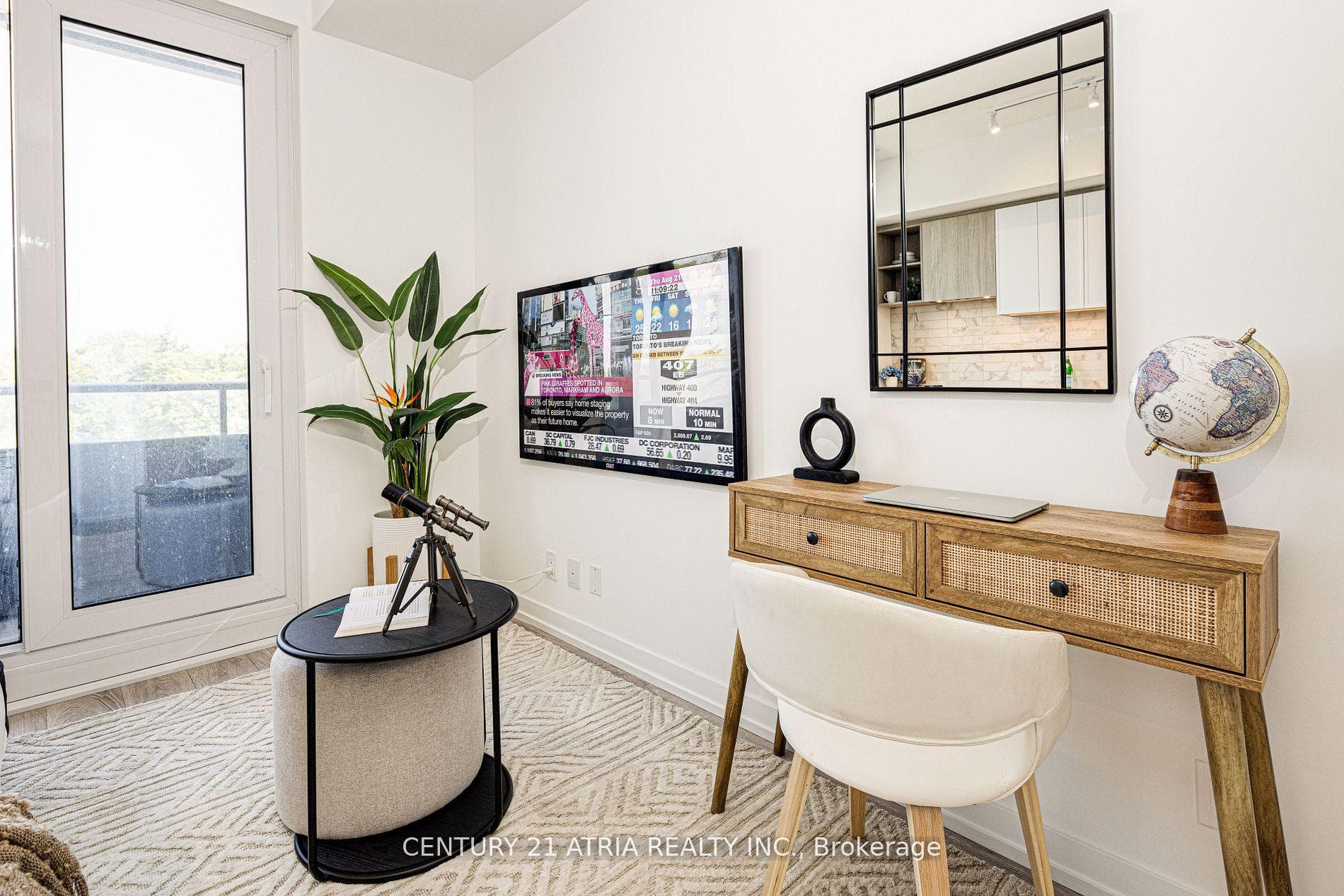 2020 Bathurst Street Unit 820 photo 13