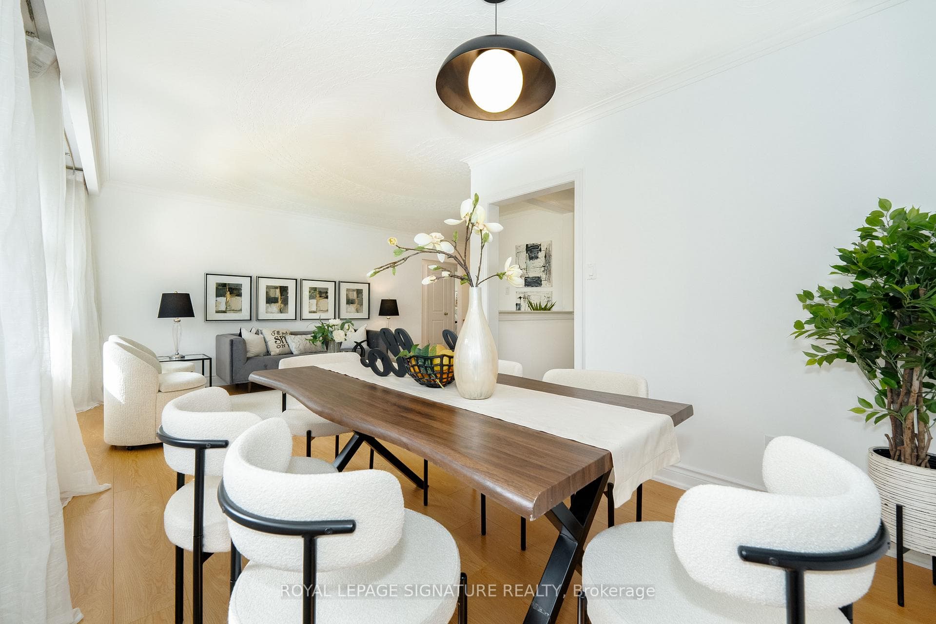 145 Sloane Avenue Unit Upper photo 12