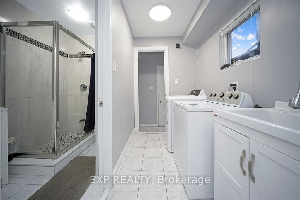 692 Huntington Ridge Drive photo 20