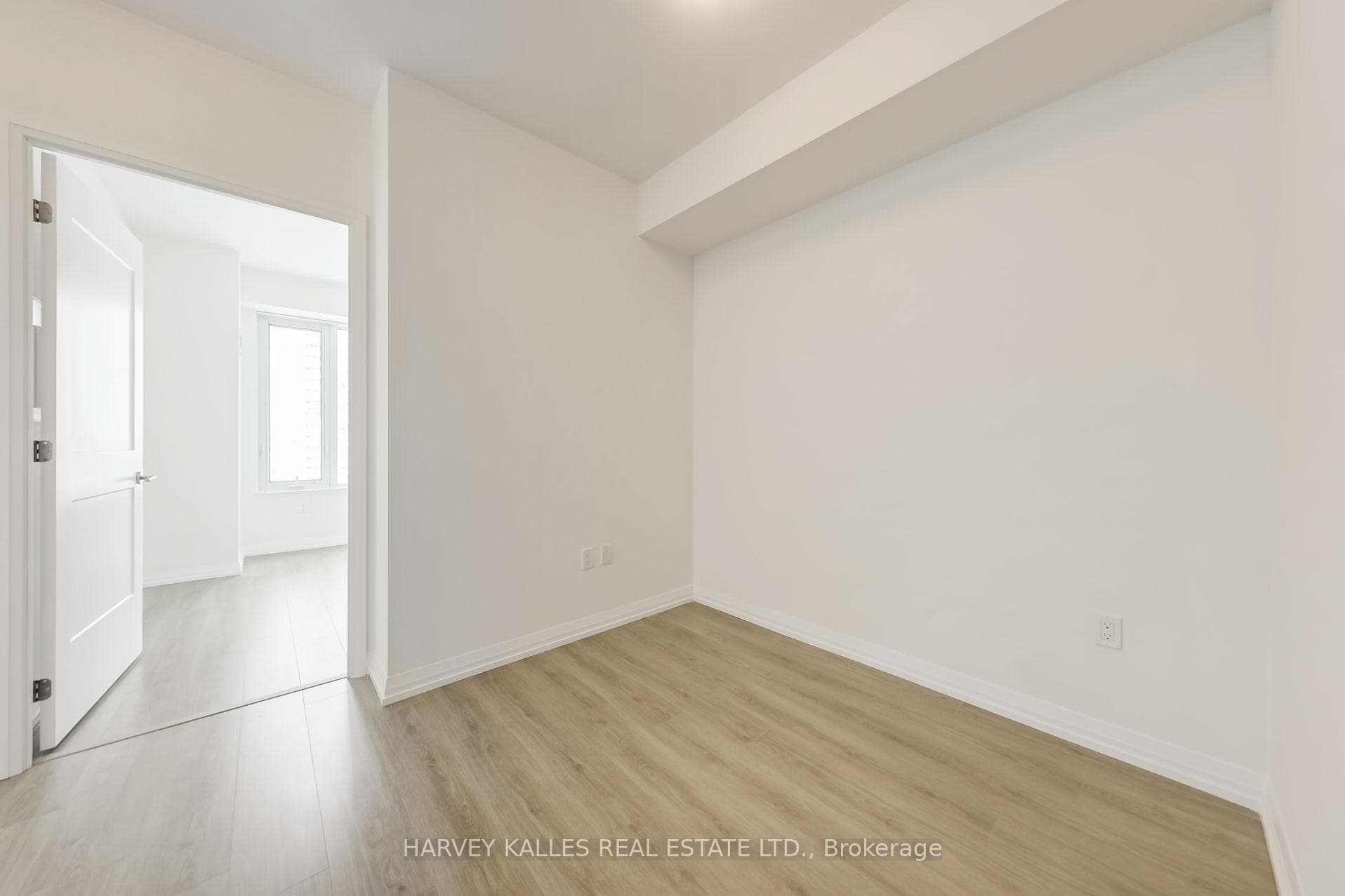 50 Dunfield Avenue Unit 2915 photo 18