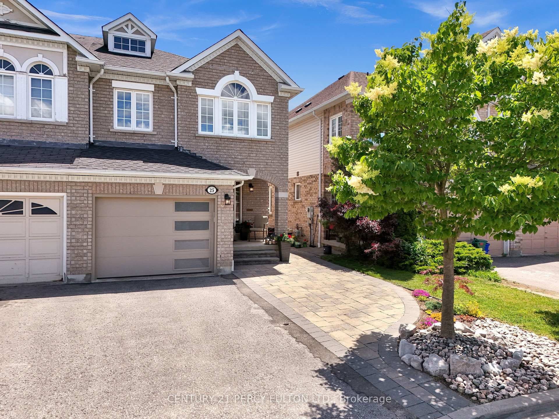 25 Jonesridge Drive photo 1