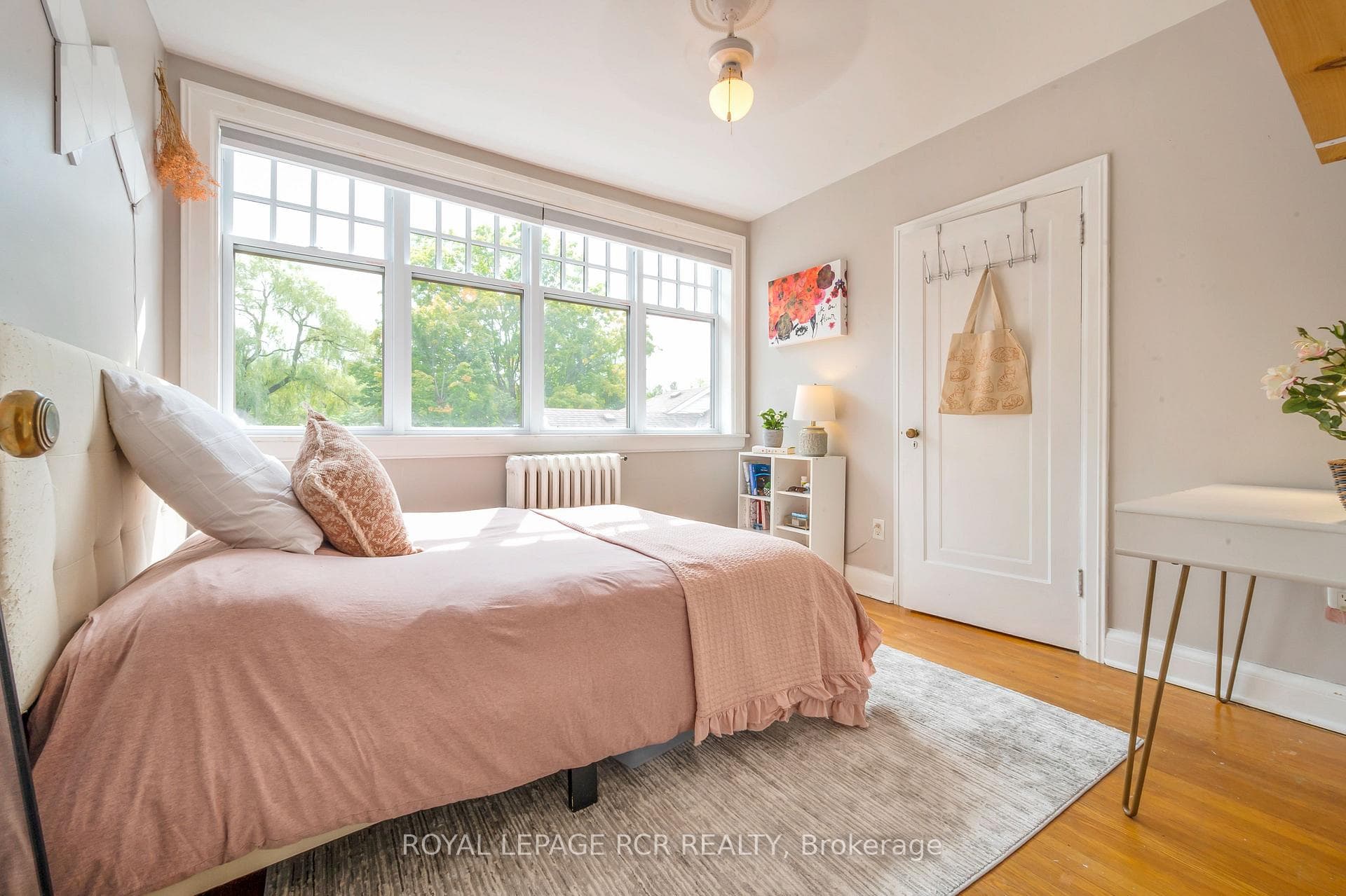 9 York Street photo 23