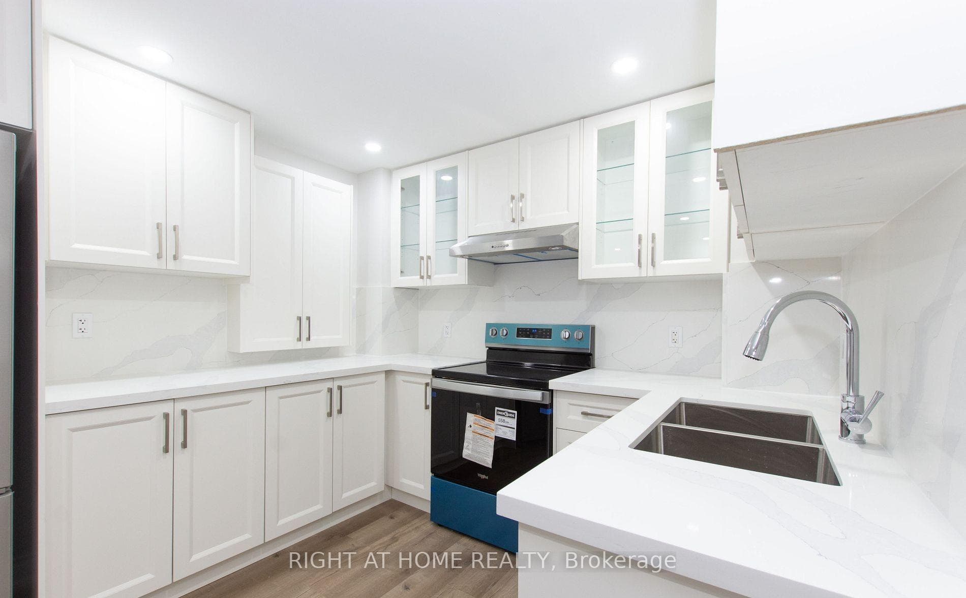 1112 Solomon Court Unit Bsmt photo 5