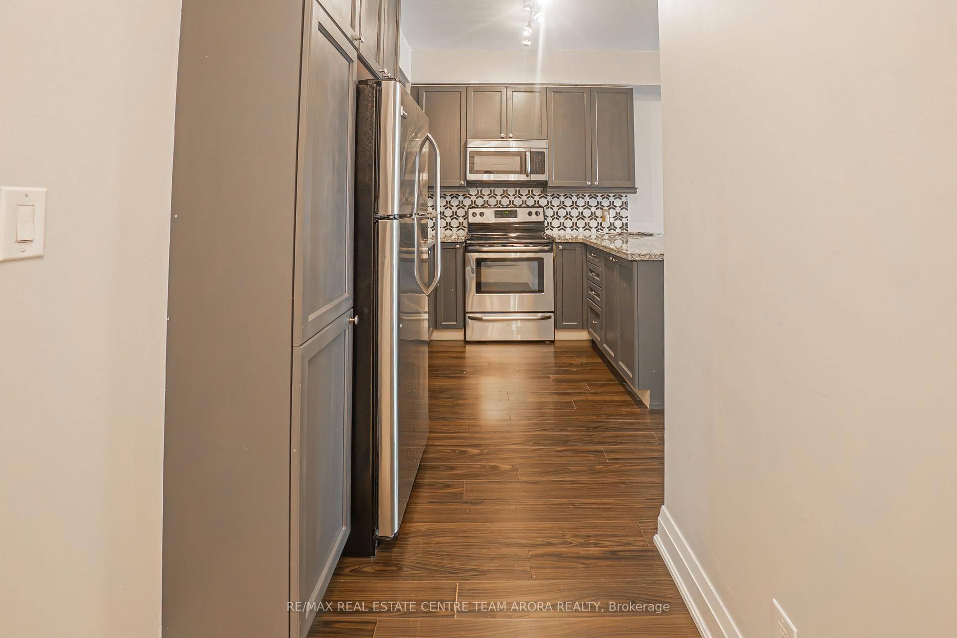 24 Woodstream Boulevard Unit 609 photo 6