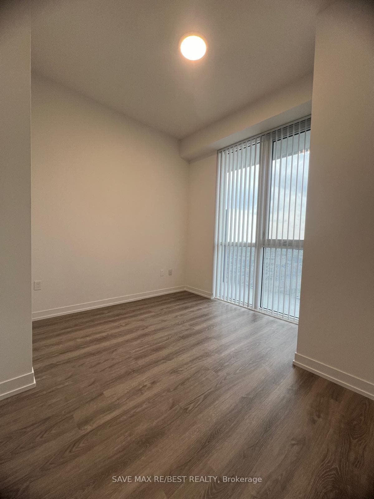 195 Commerce Street Unit 809 photo 5