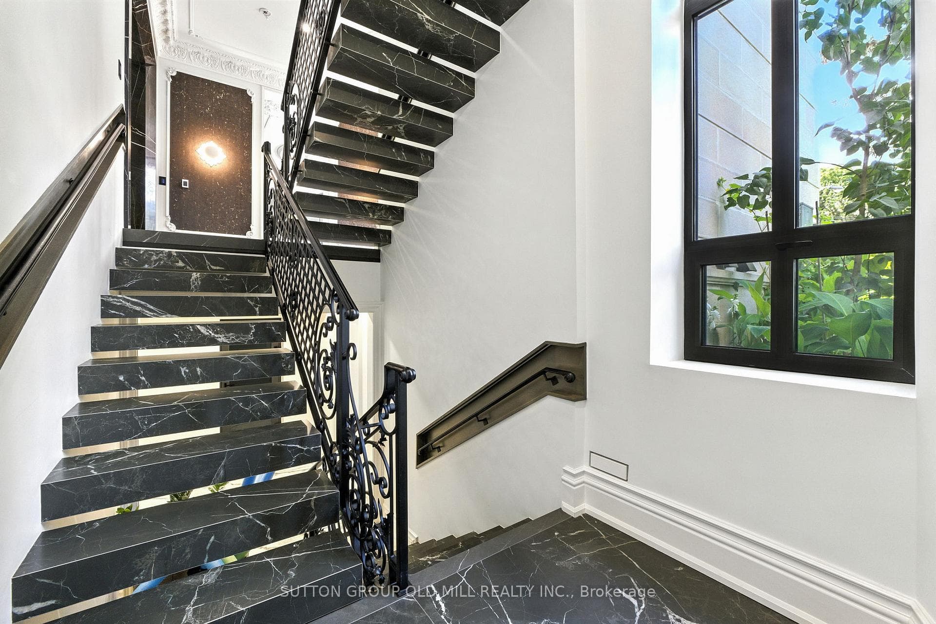 10 Hillavon Drive photo 41