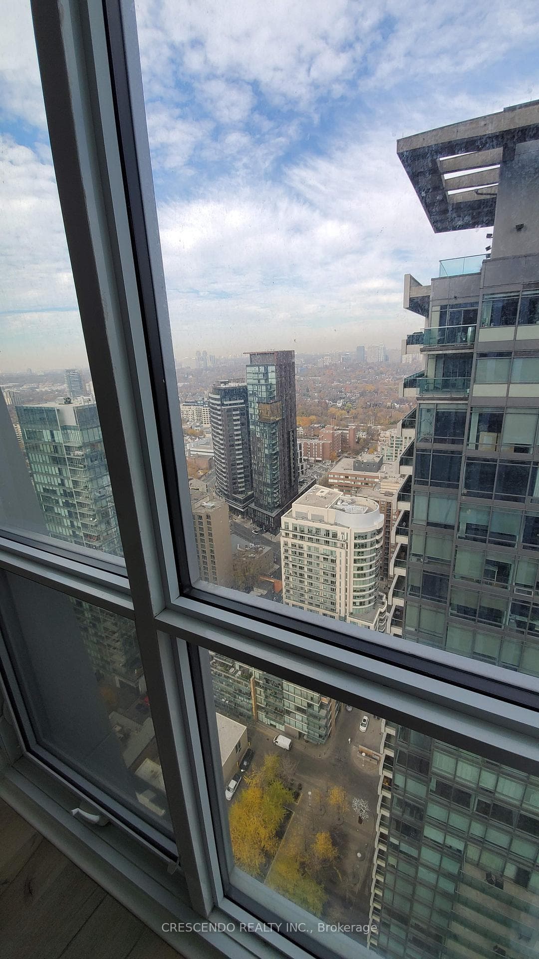 1 Yorkville Avenue Unit 3306 photo 21