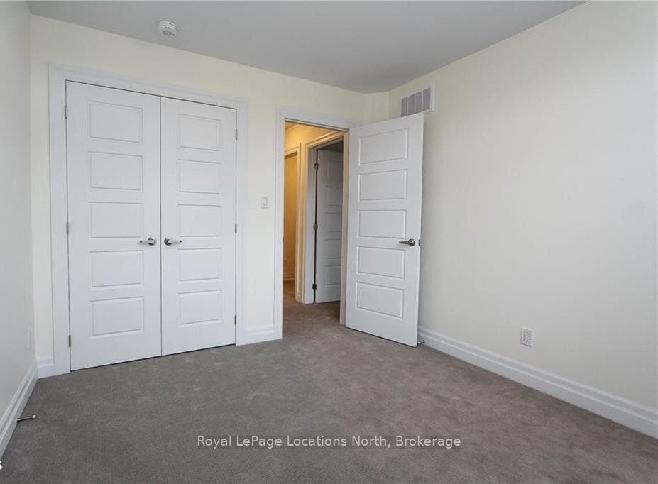 305 Cook Street photo 28