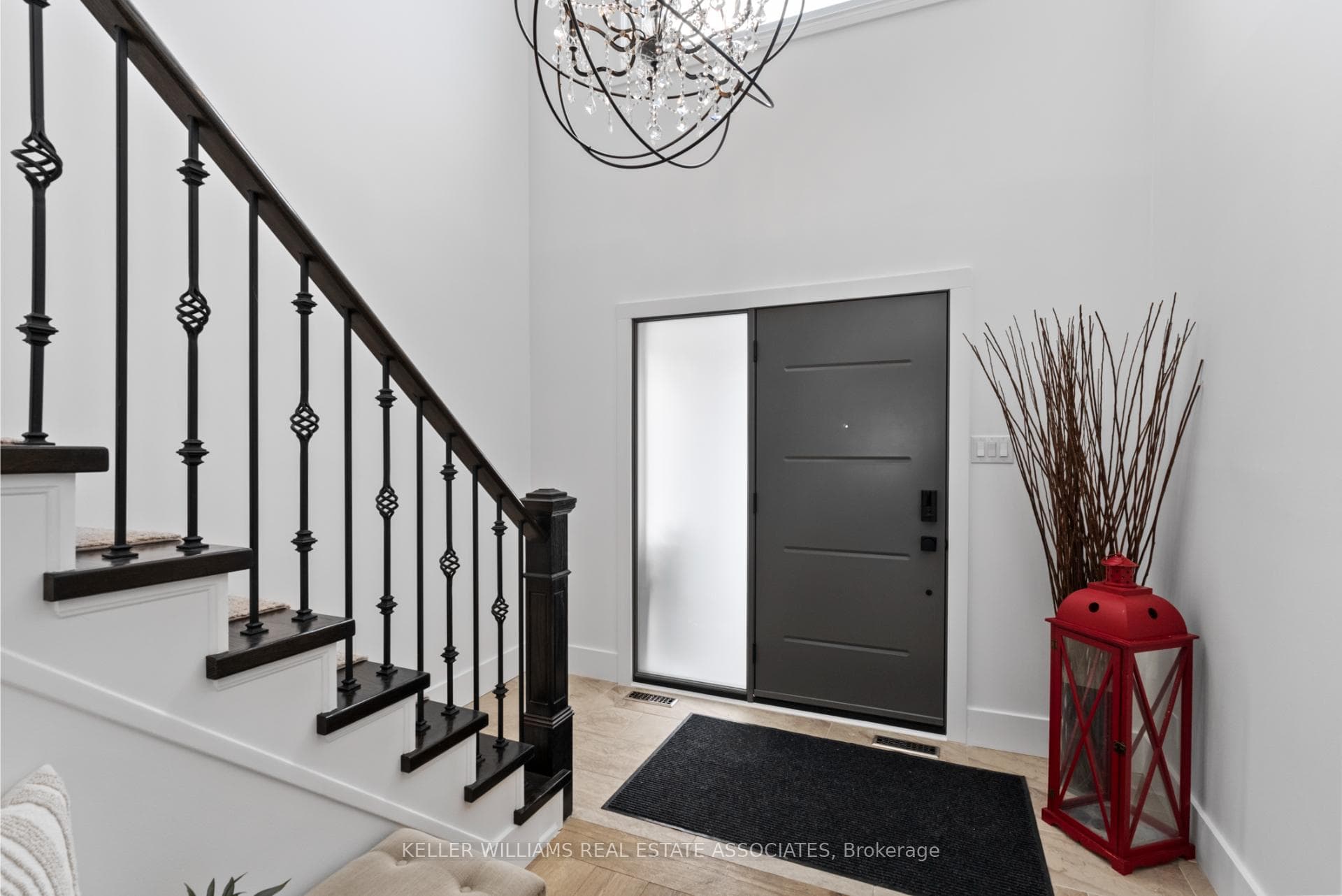 3068 Autumn Hill Crescent photo 3