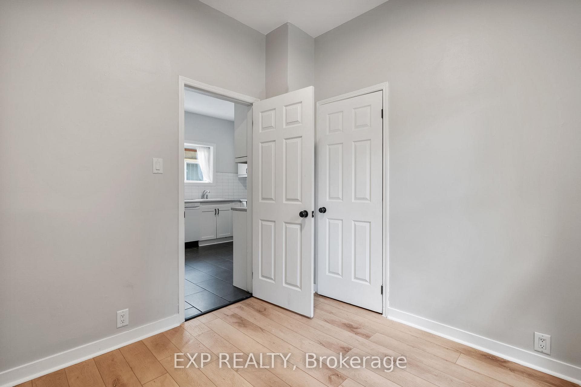 318 Ashland Avenue Unit 1 photo 19