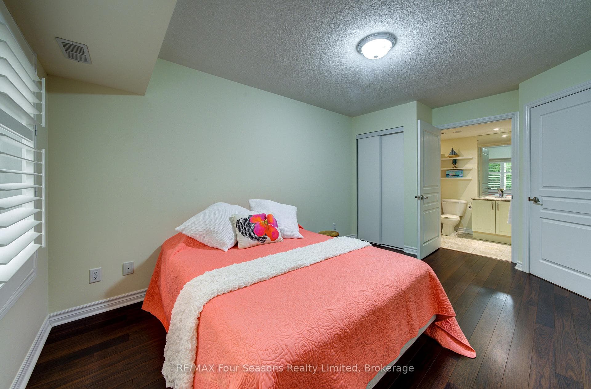 6 Brandy Lane Drive Unit 105 photo 25