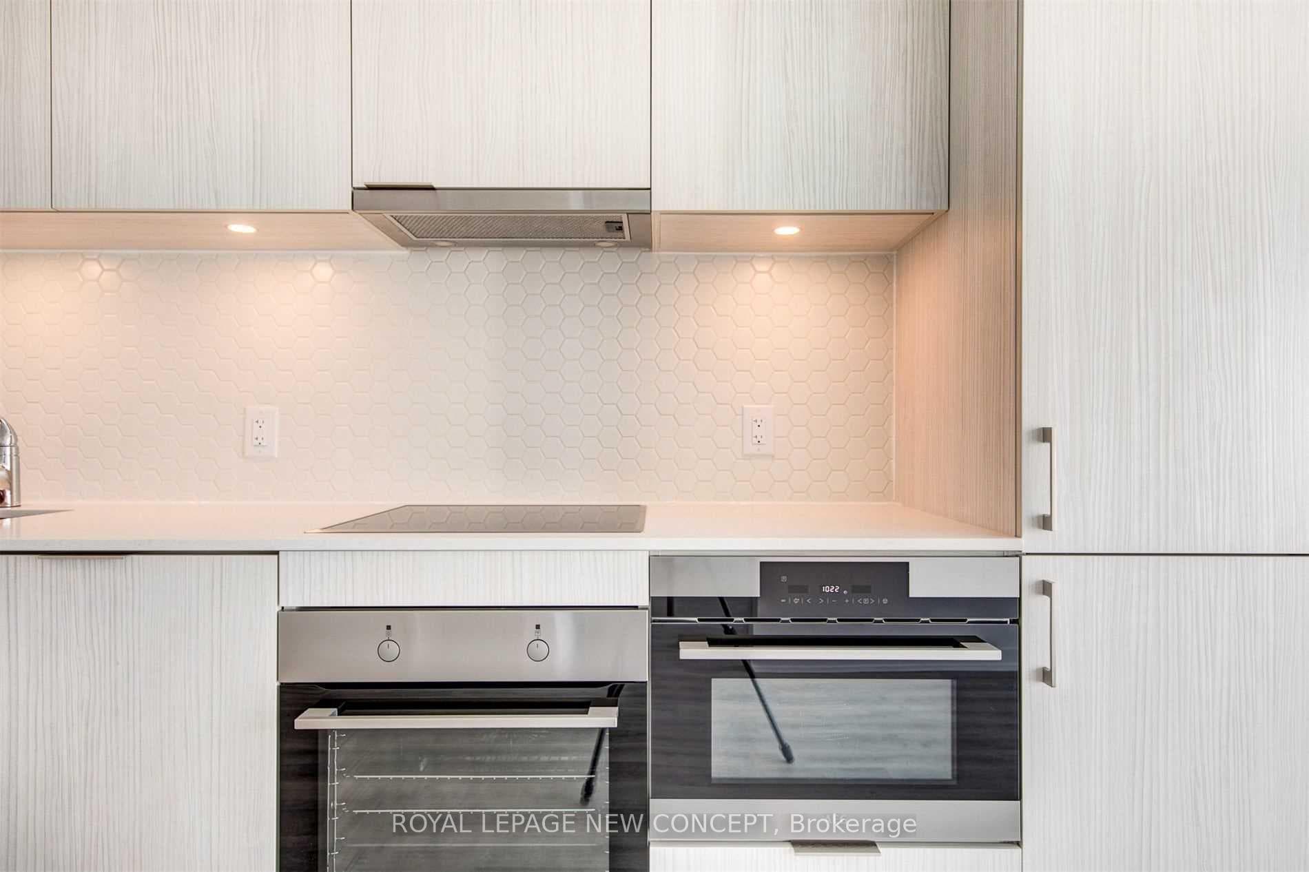 158 Front Street Unit 1407 photo 5