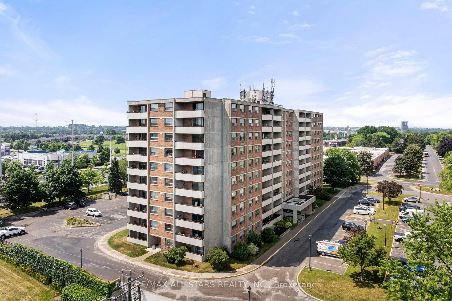 20 William Roe Boulevard Unit 410 photo 33