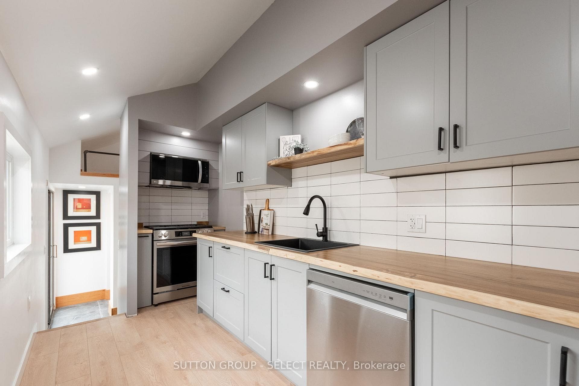 198 Springbank Drive Unit 45 photo 9
