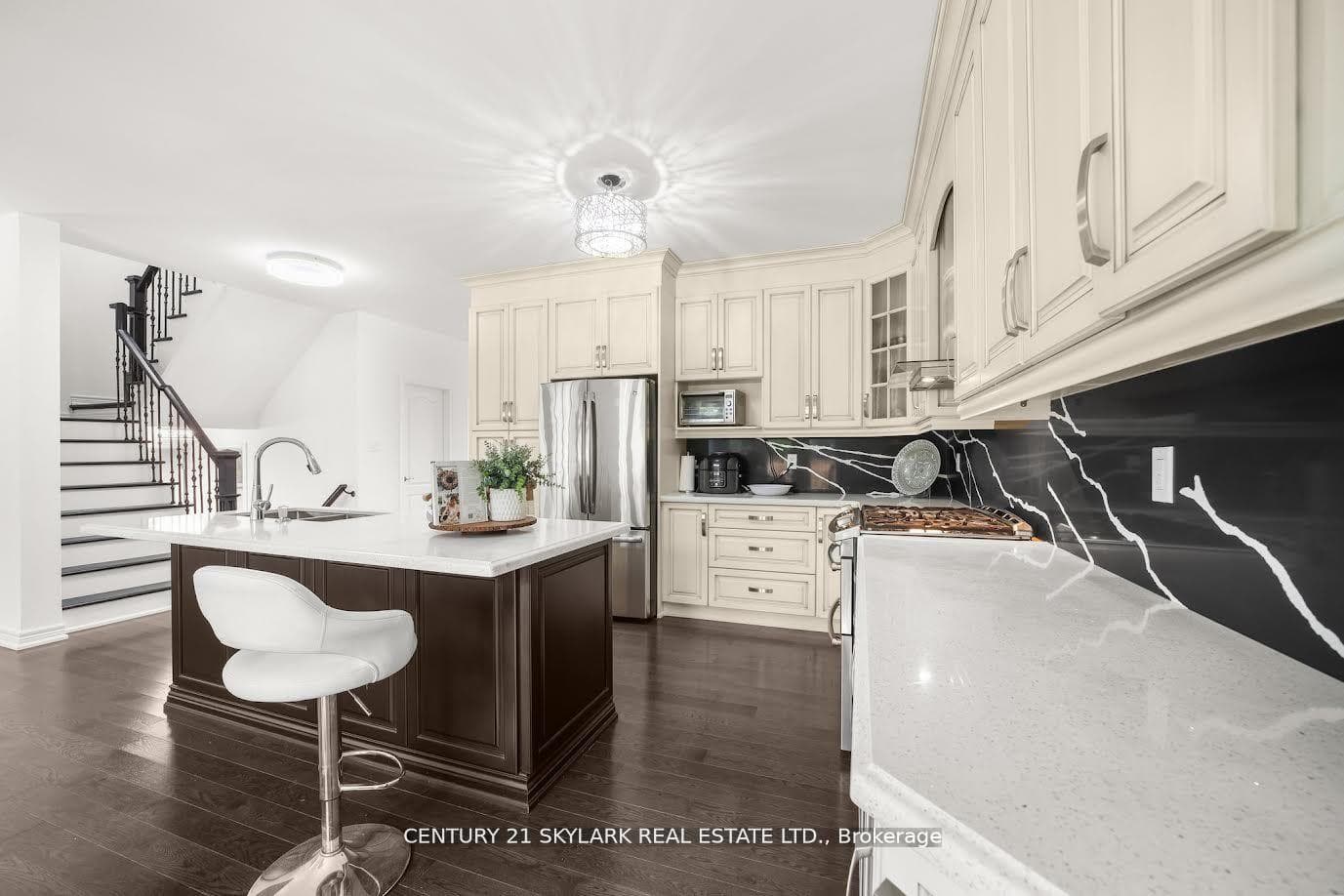 3270 Etude Drive photo 14